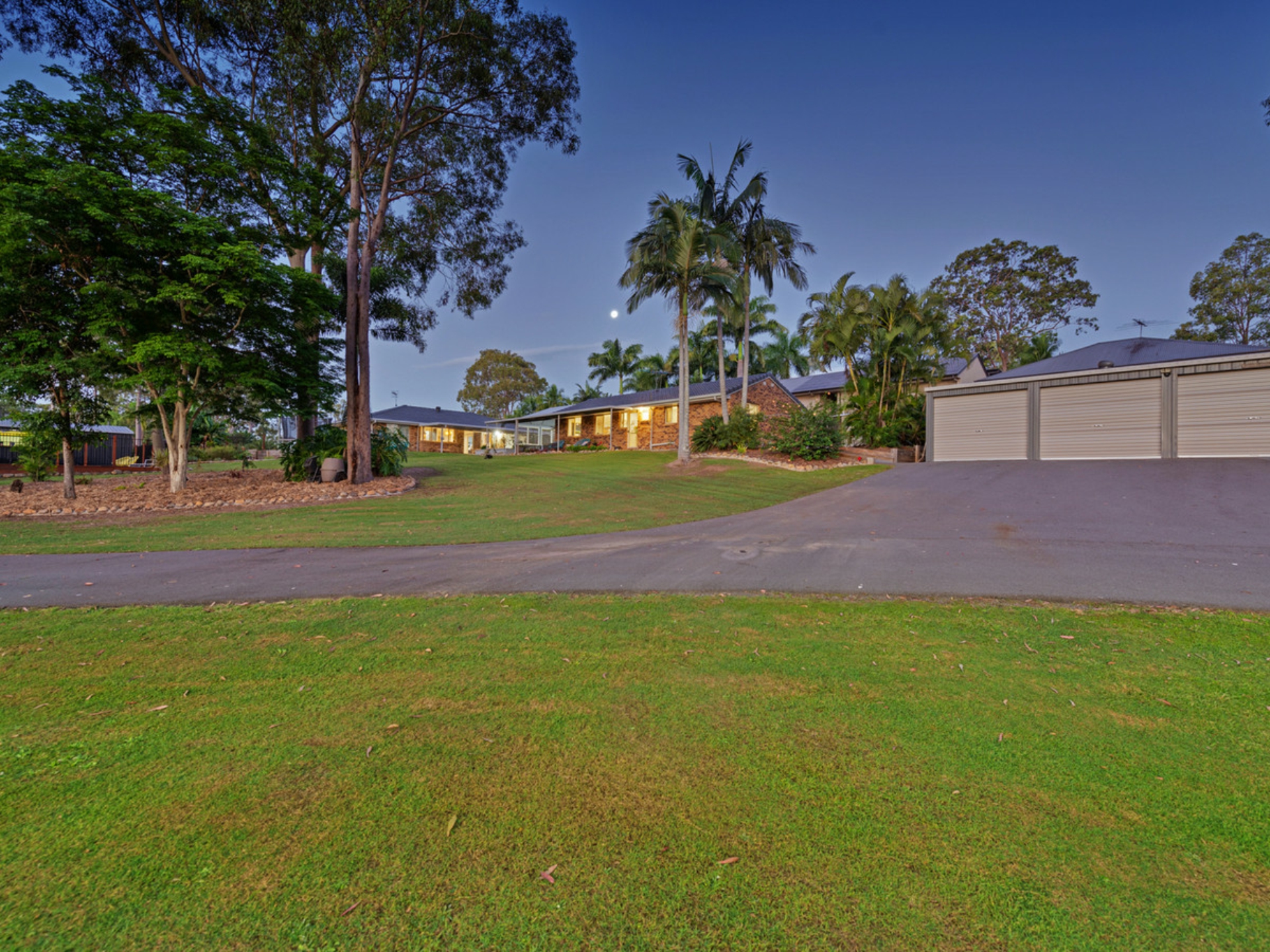 3 Phipps Place, ORMEAU
