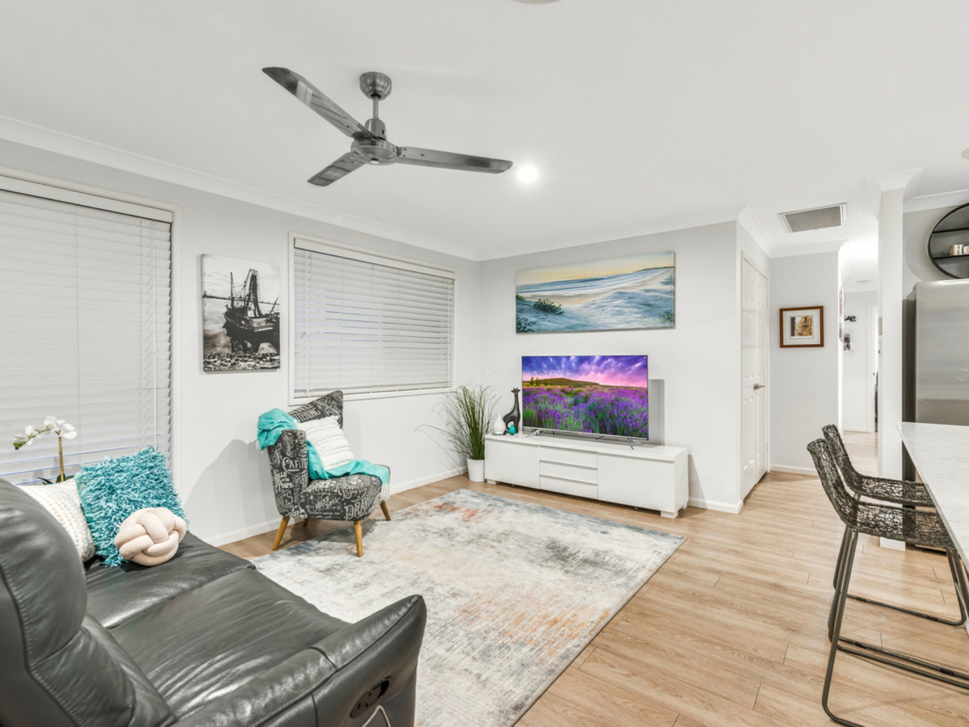 3 Phipps Place, ORMEAU
