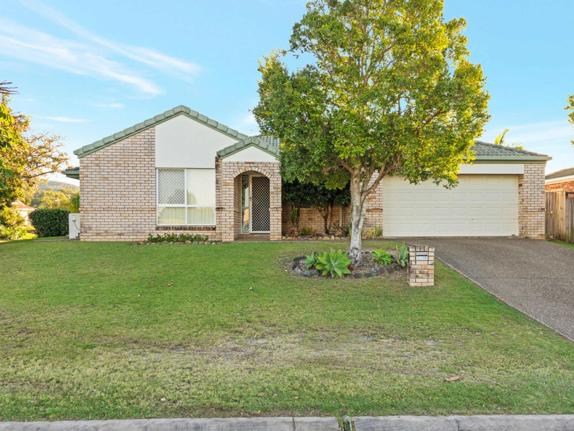 1 & 2/43 Doolan Street, Ormeau