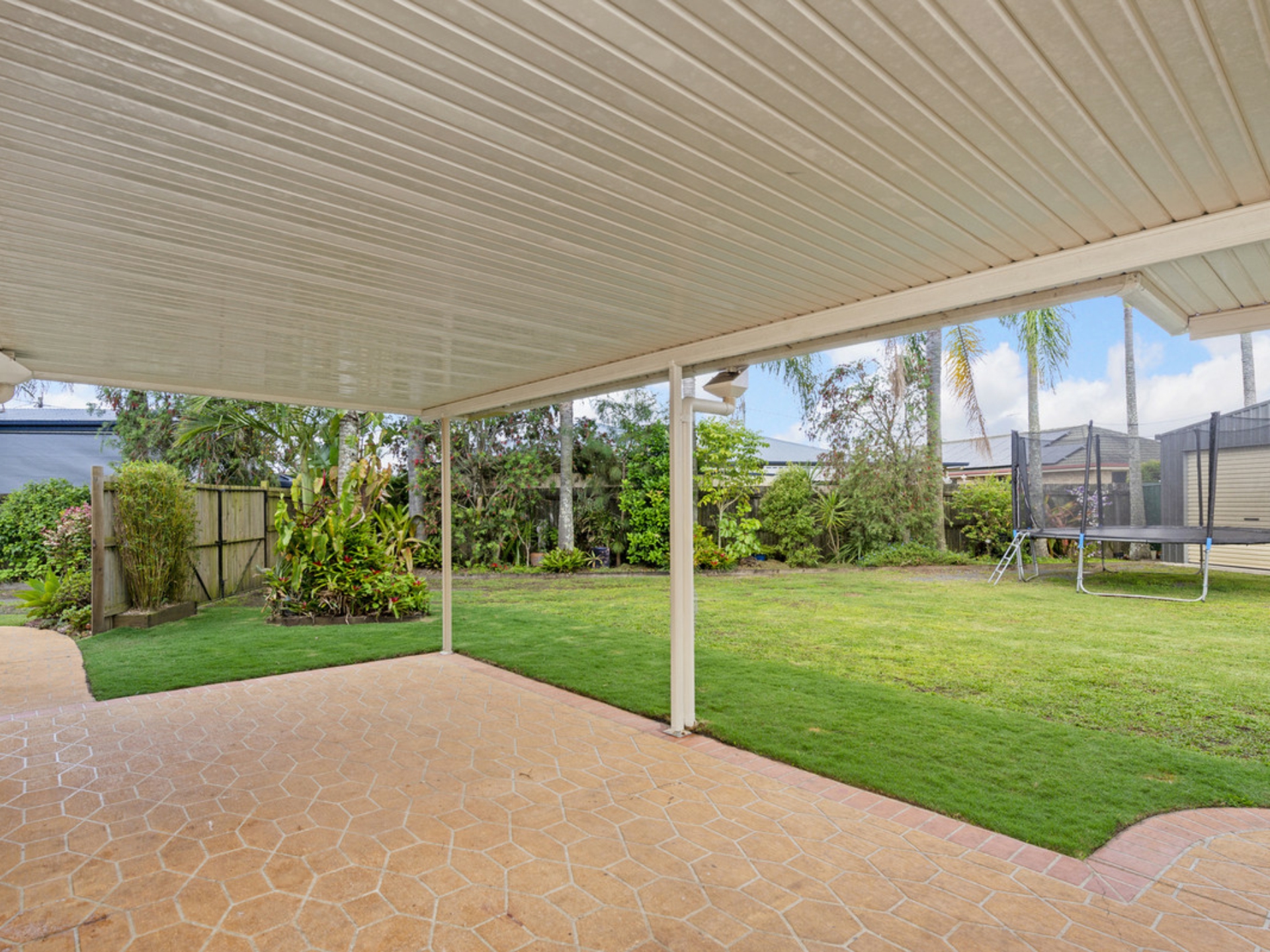 4 Pandanus Place, STEIGLITZ