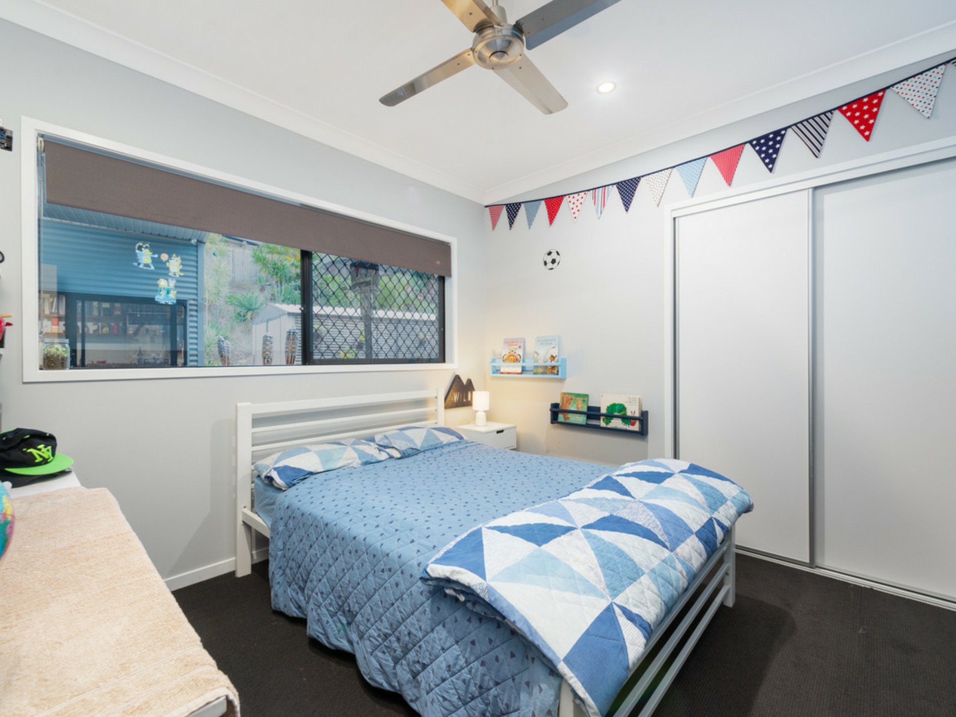 28 Meander Court, ORMEAU HILLS