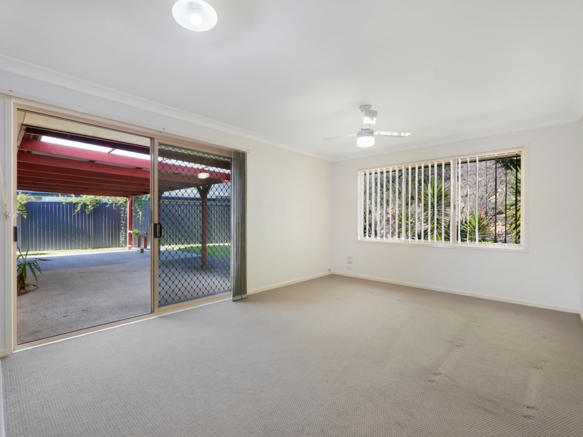 14 Winslow Court, OXENFORD