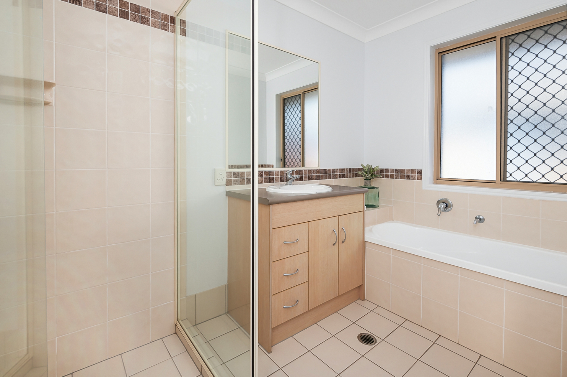 1/103 Karall Street, ORMEAU