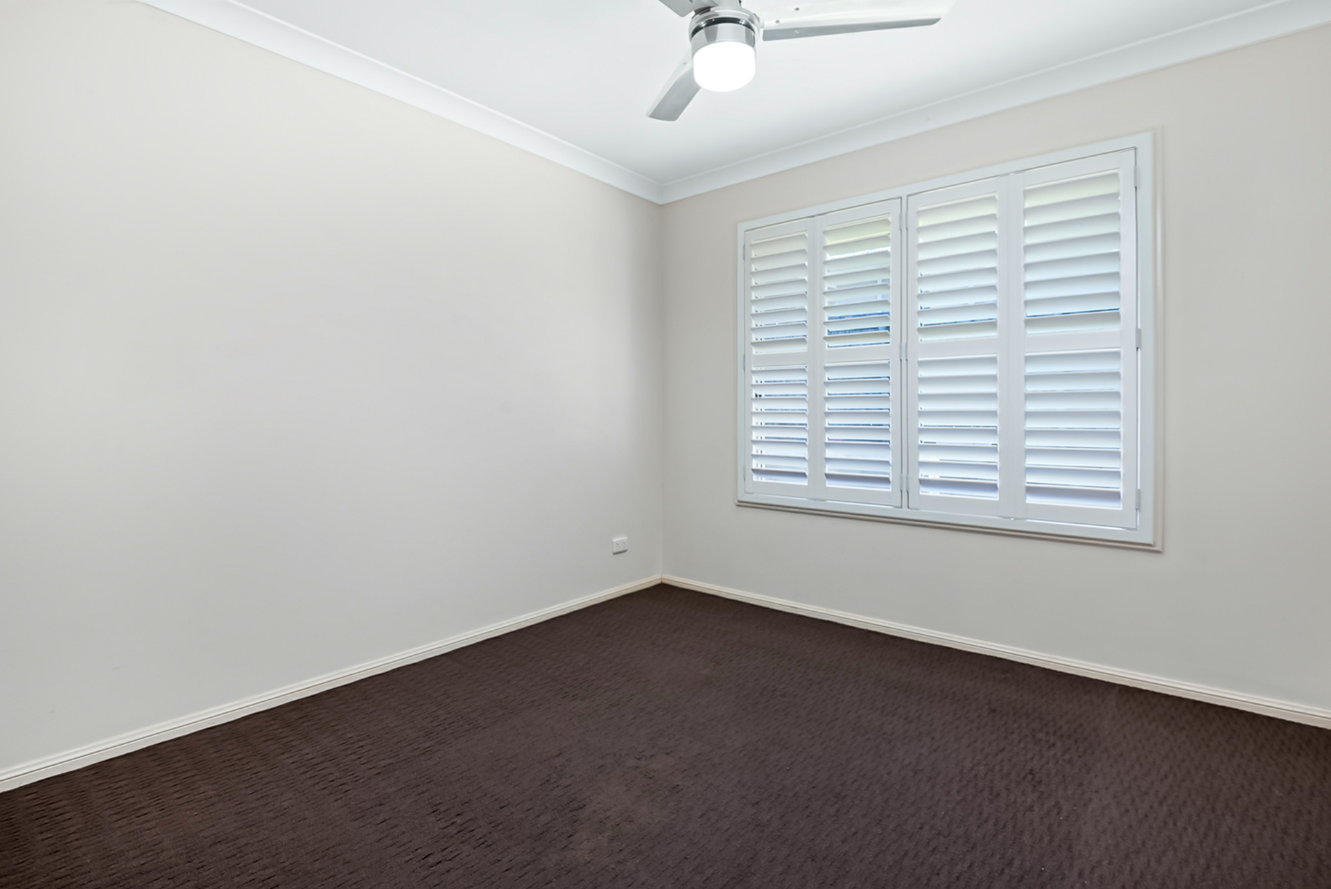 16 Santana Road, COOMERA