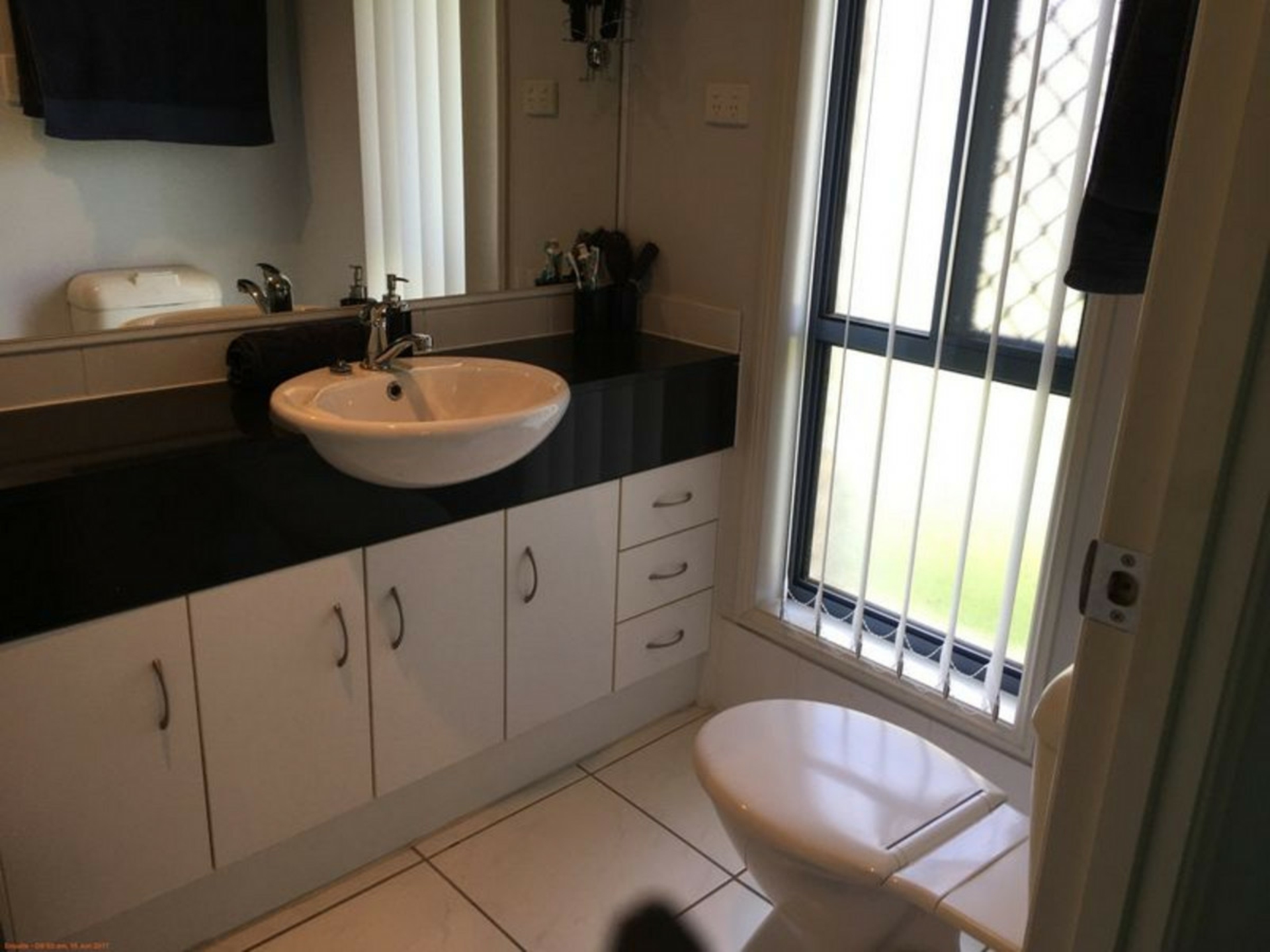 25 Charlton Crescent, ORMEAU