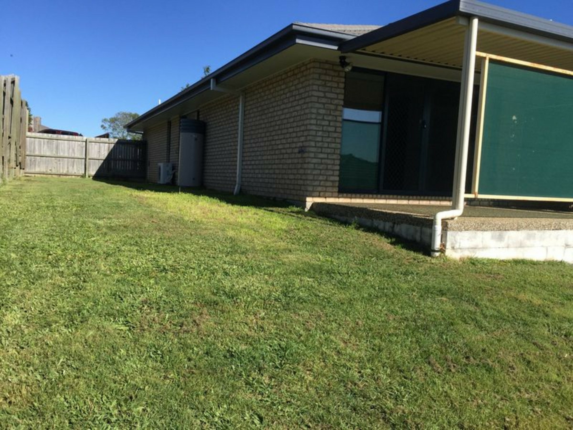 25 Charlton Crescent, ORMEAU
