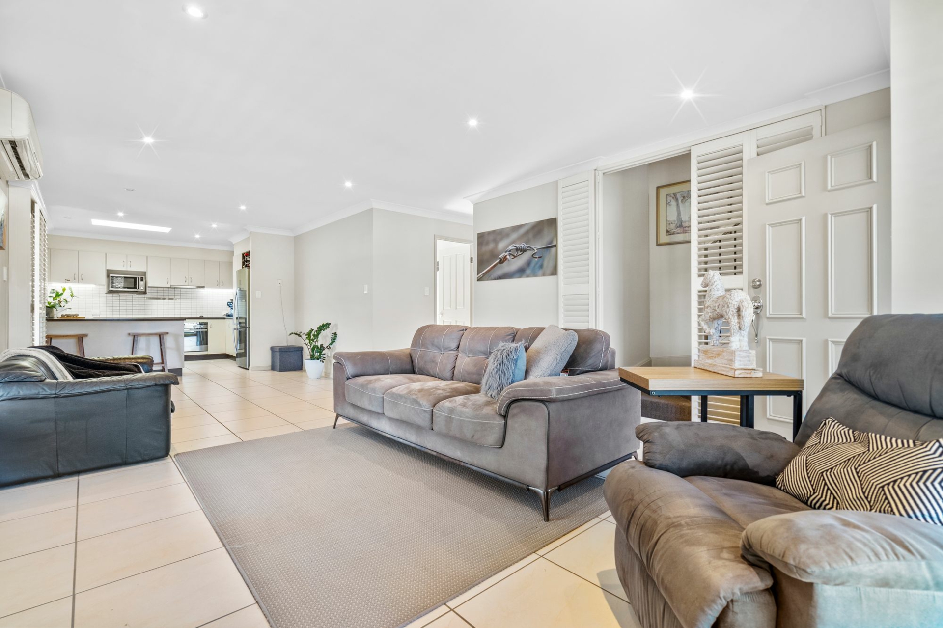 1/2 Carob Court, ORMEAU