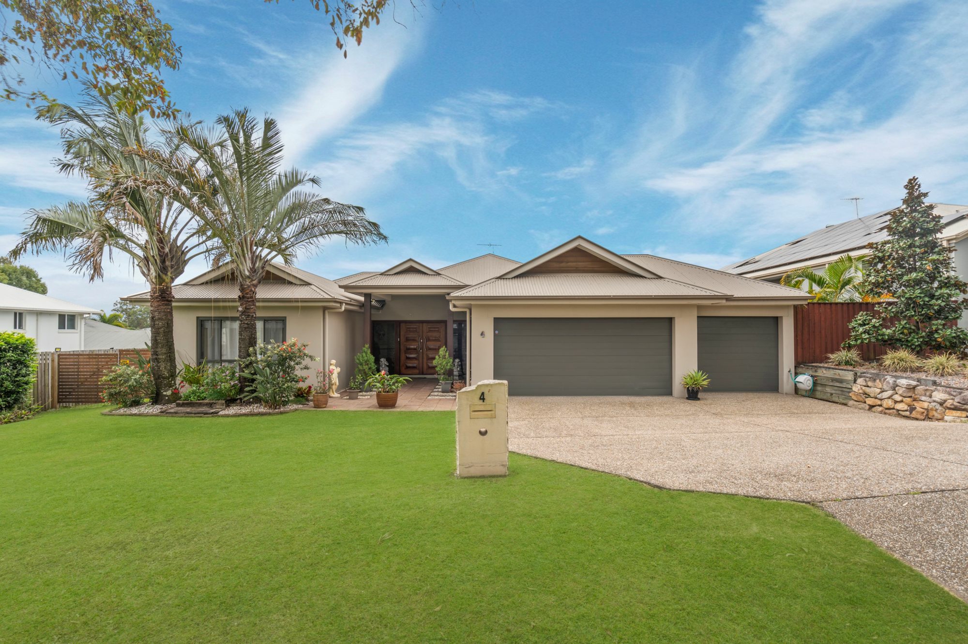 4 Cedarton Crescent, Ormeau