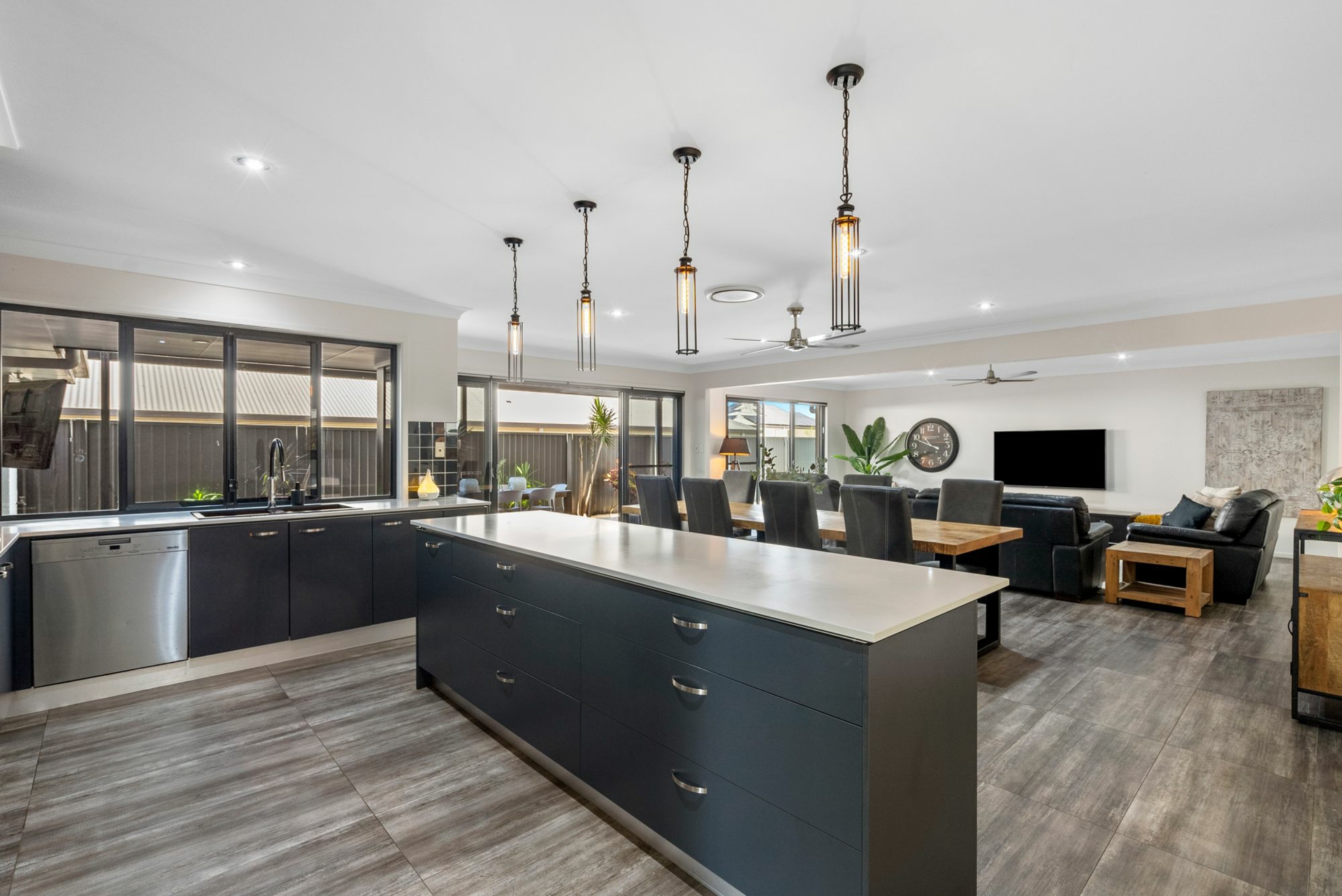 23 Summerlea Crescent, ORMEAU