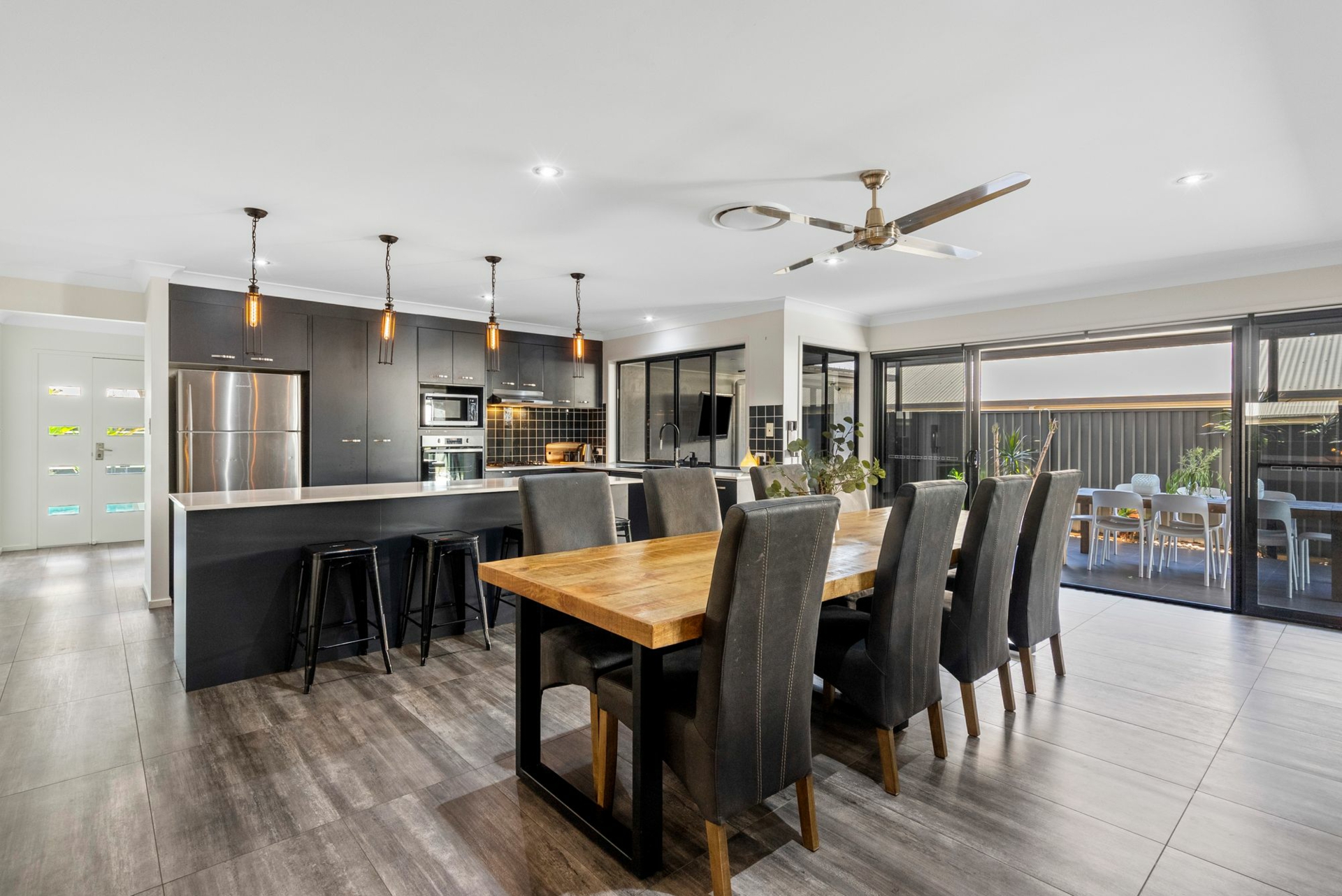 23 Summerlea Crescent, ORMEAU