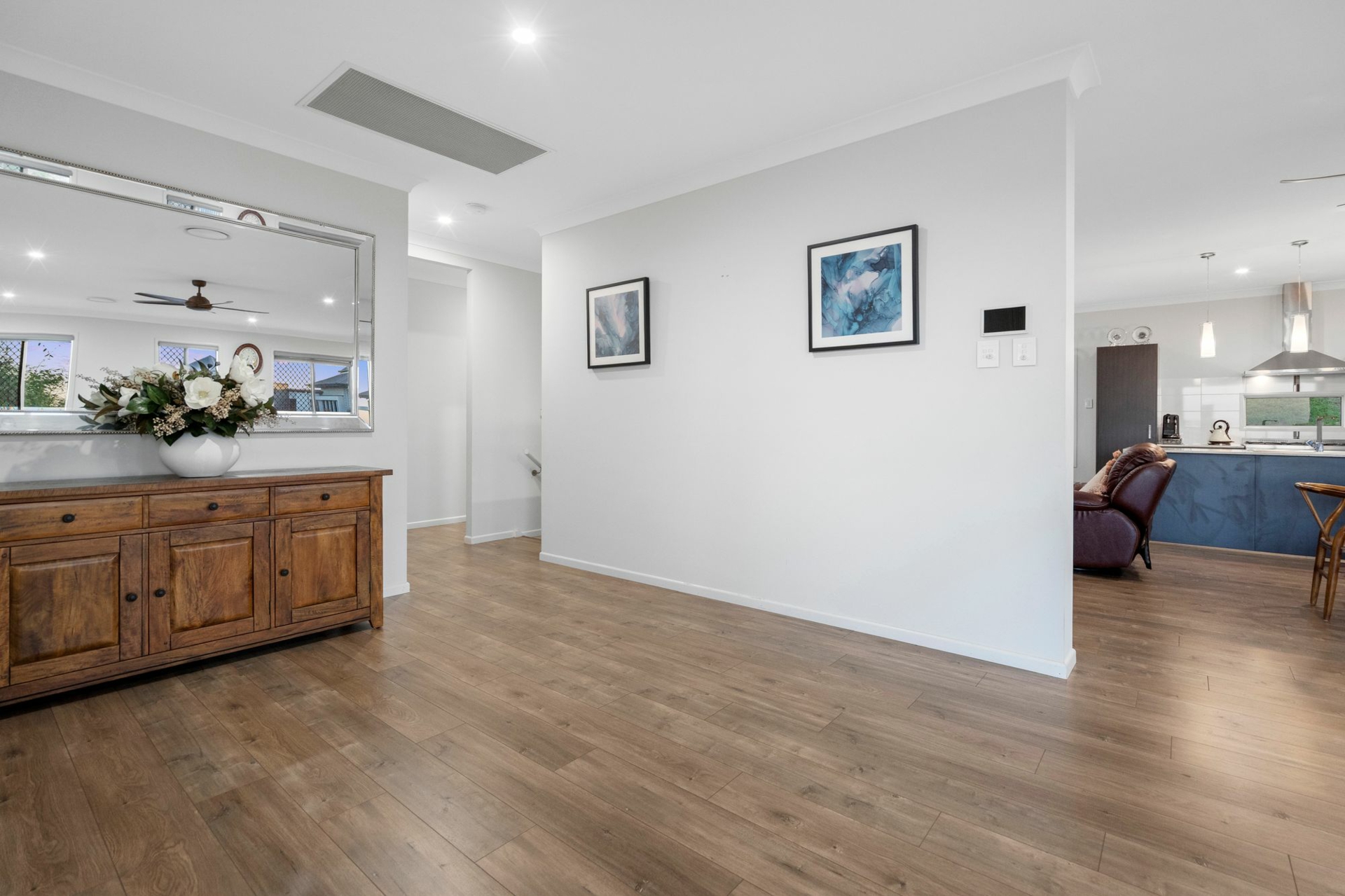 69 Montego Hills Drive, KINGSHOLME