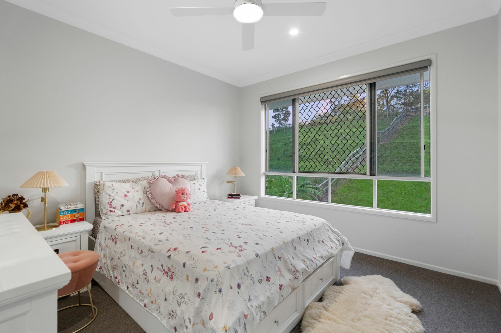69 Montego Hills Drive, KINGSHOLME