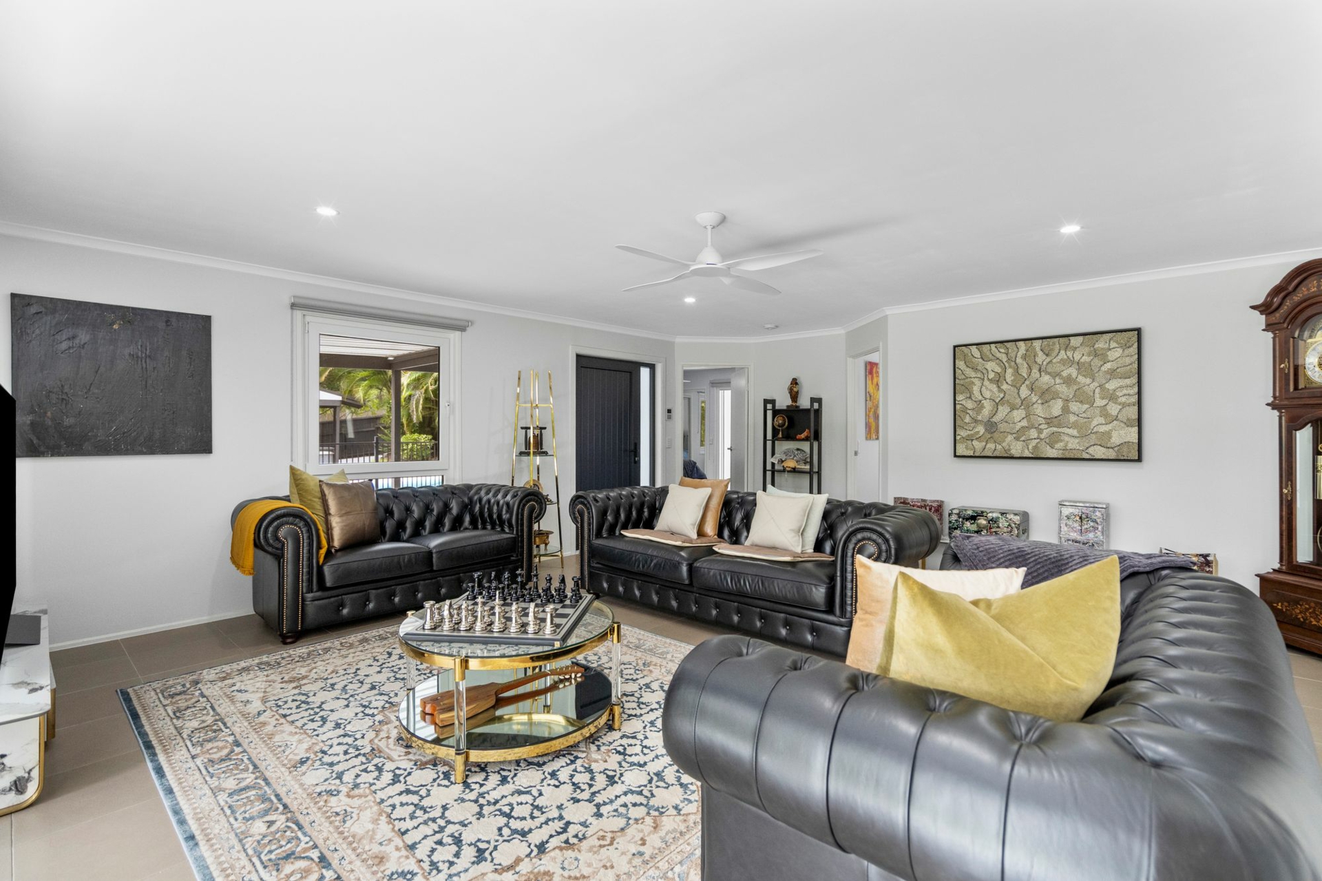 15 Oppermann Drive, ORMEAU
