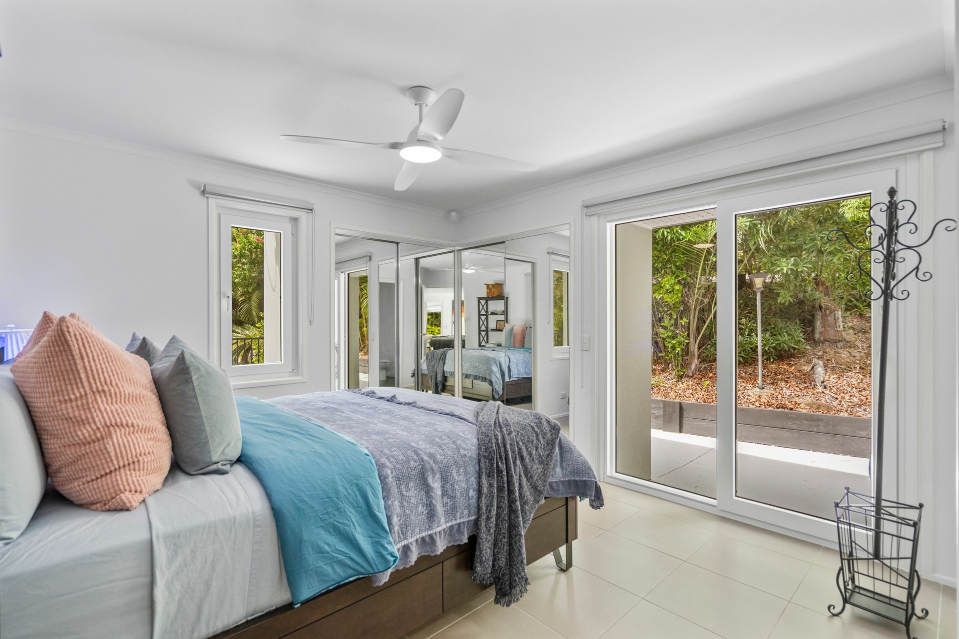 15 Oppermann Drive, ORMEAU