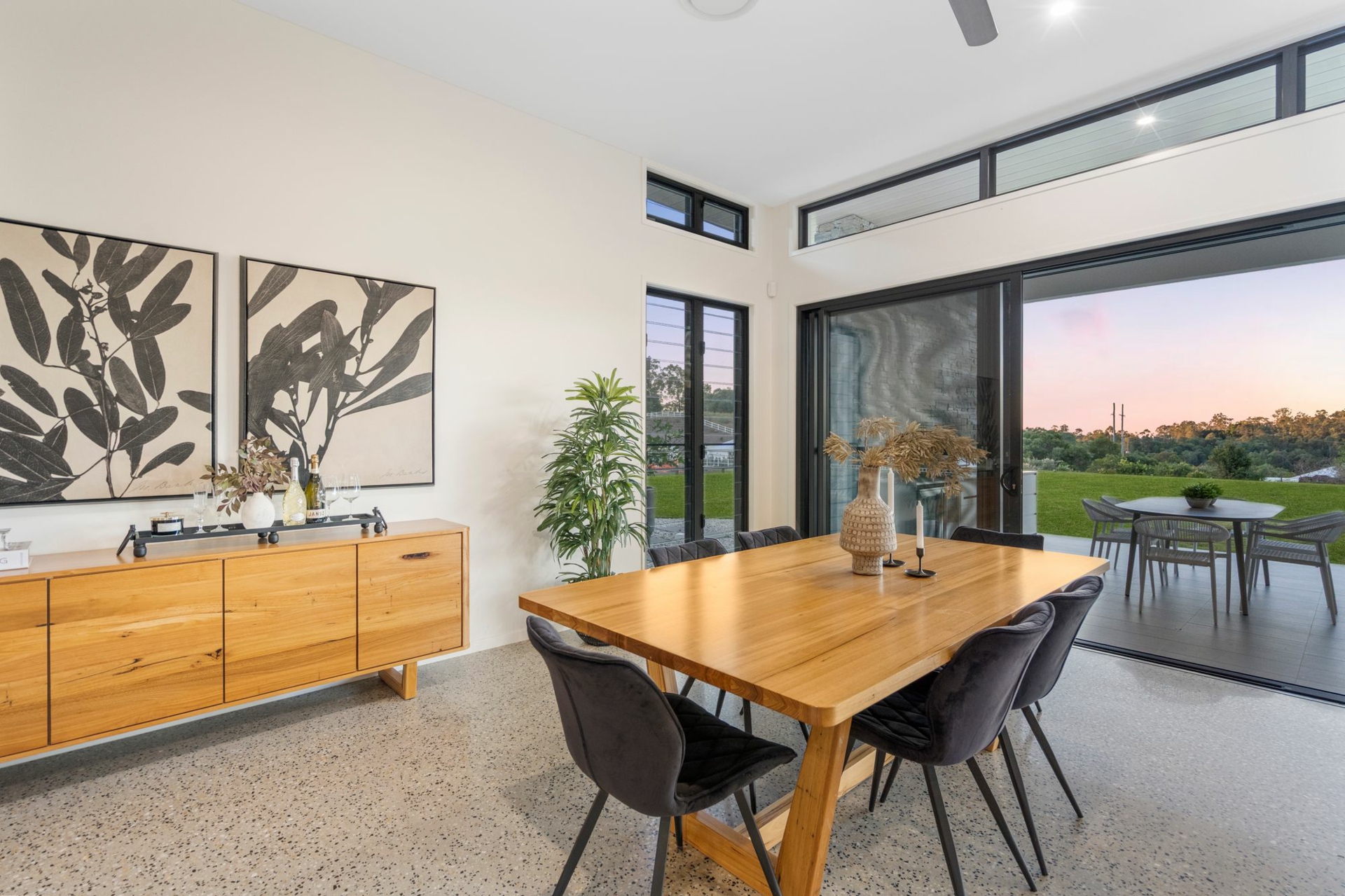 42 Montego Hills Drive, KINGSHOLME