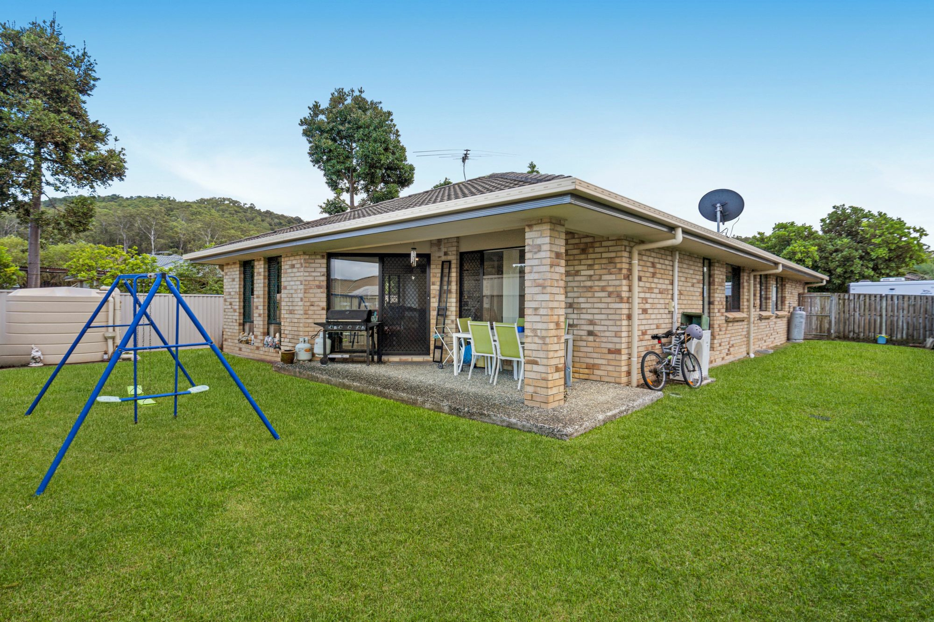 14 Vista Circuit — photo from LJ Hooker Ormeau