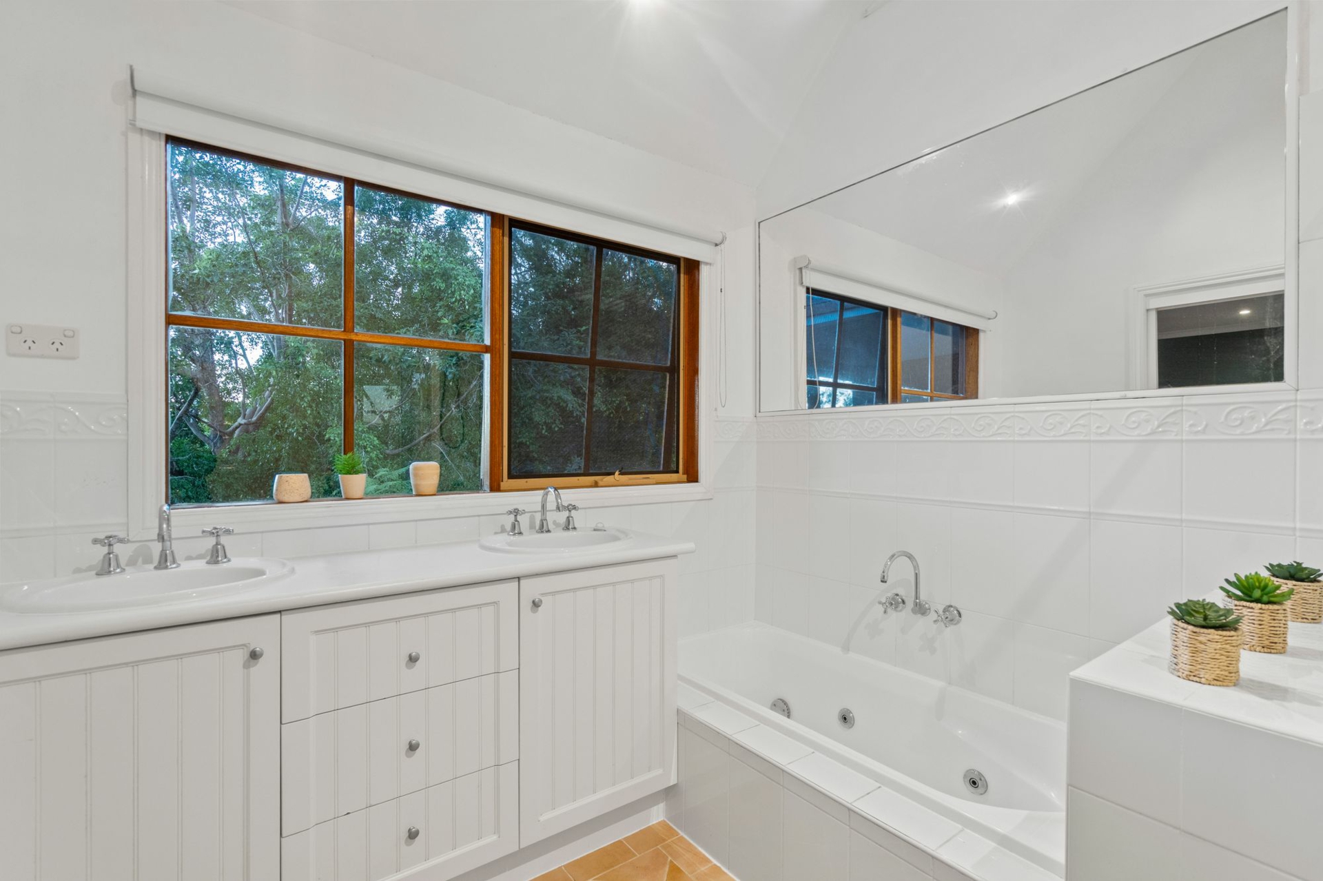 52 Oppermann Drive — photo 18 of 30