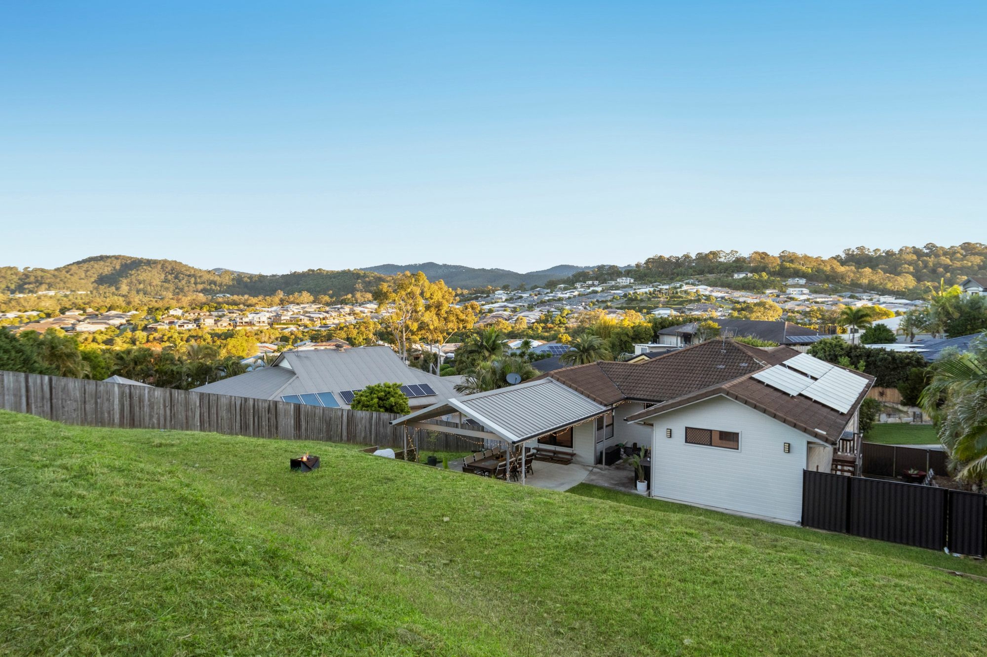 9 Cardrona Crescent — photo 15 of 25