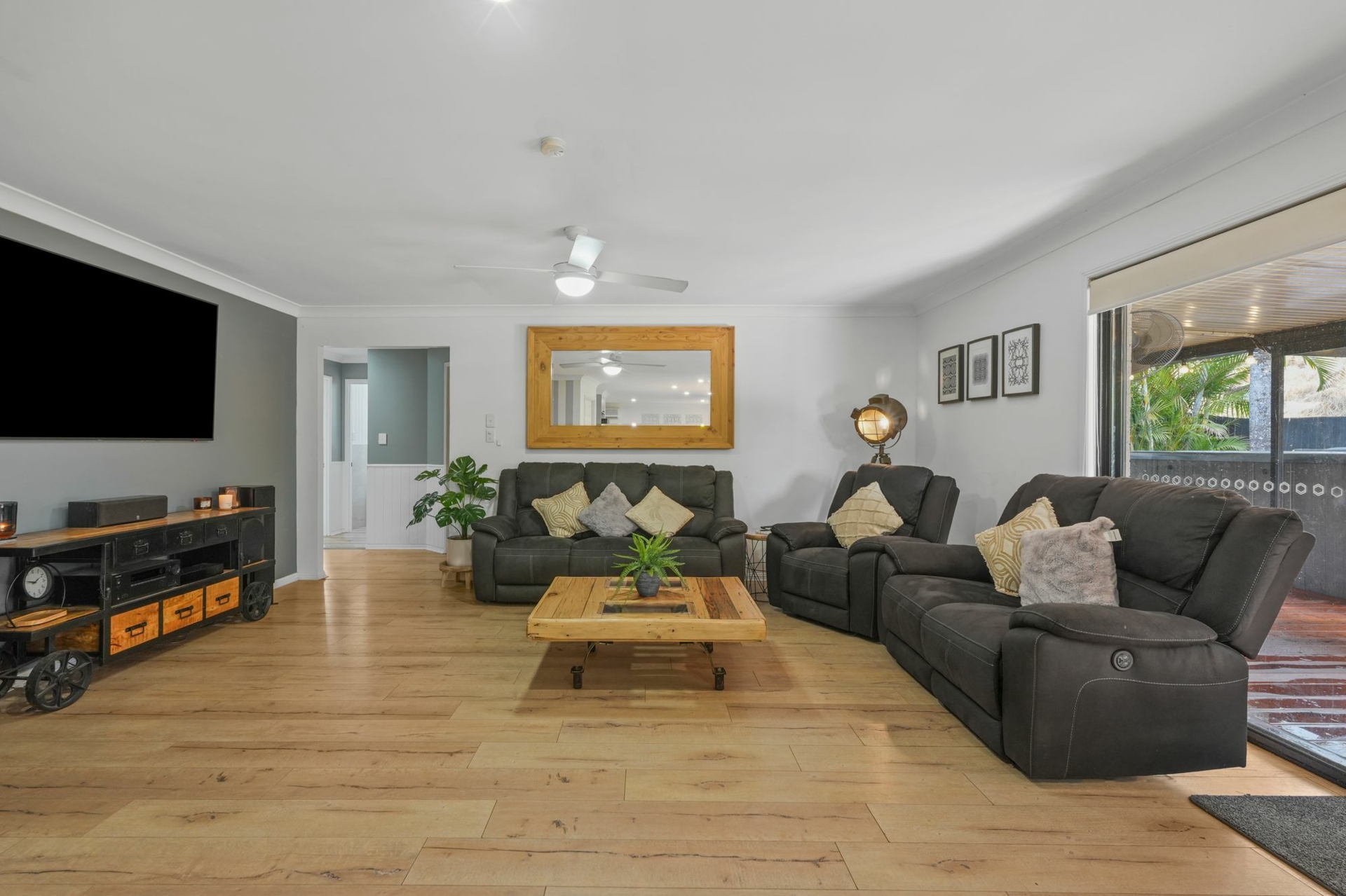 25 Arthur Way — photo 7 of 19