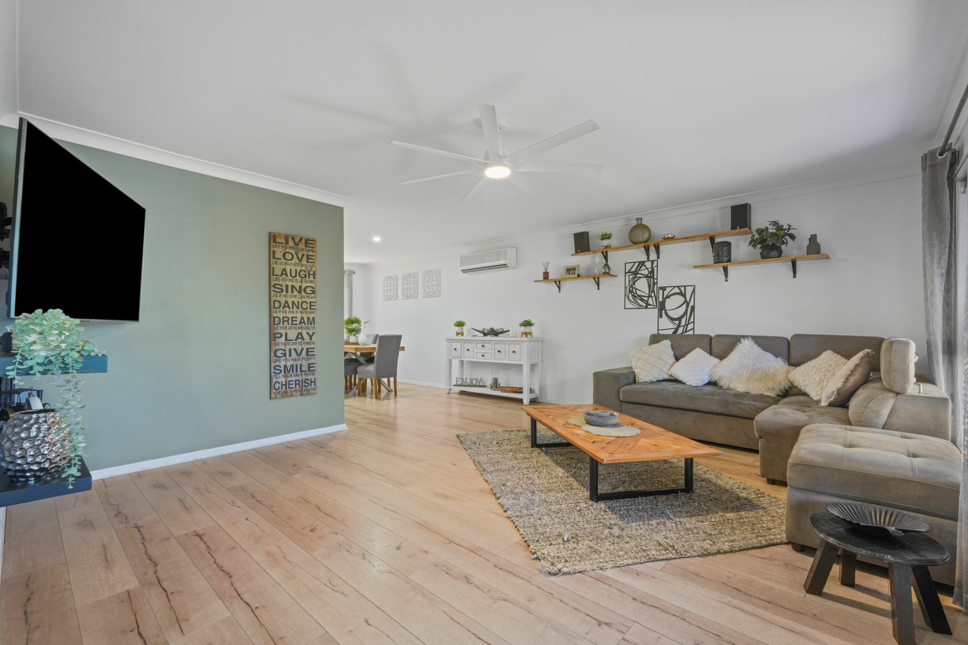 25 Arthur Way — photo 10 of 19