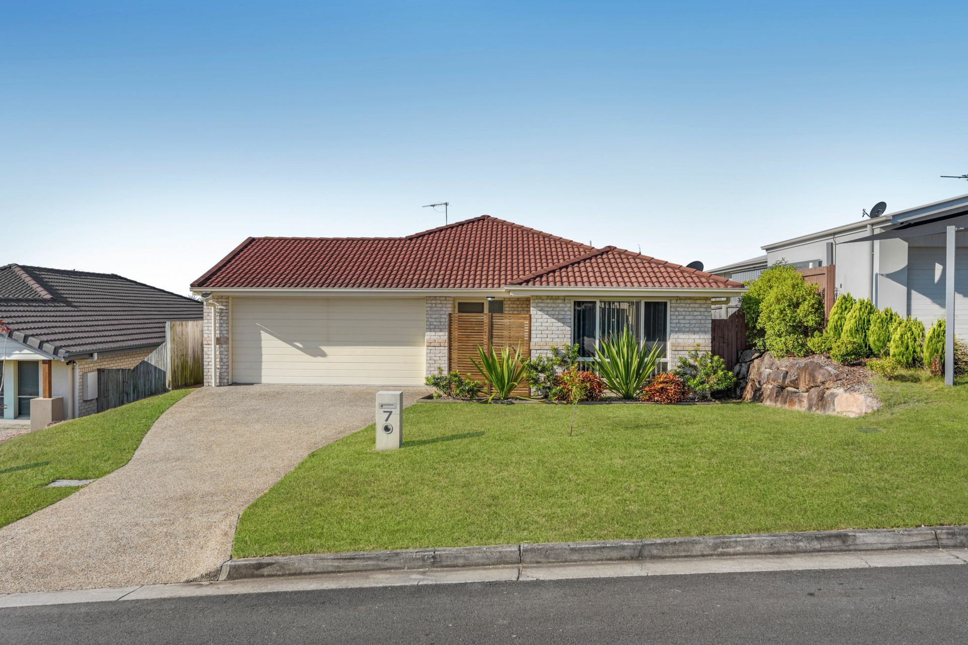 7 Nickel Street — photo from LJ Hooker Ormeau
