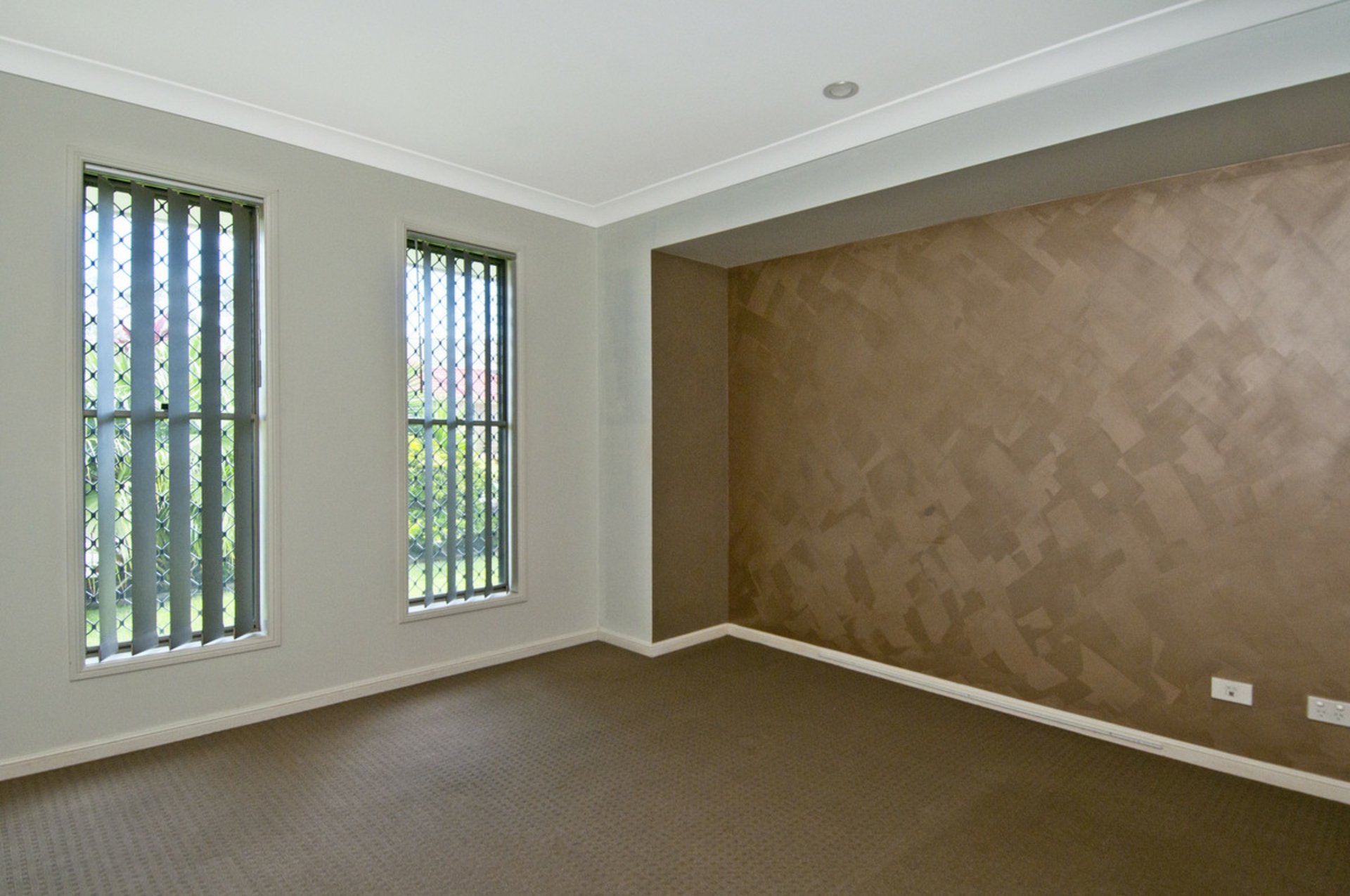 68 Landsdowne Drive — photo 5 of 14