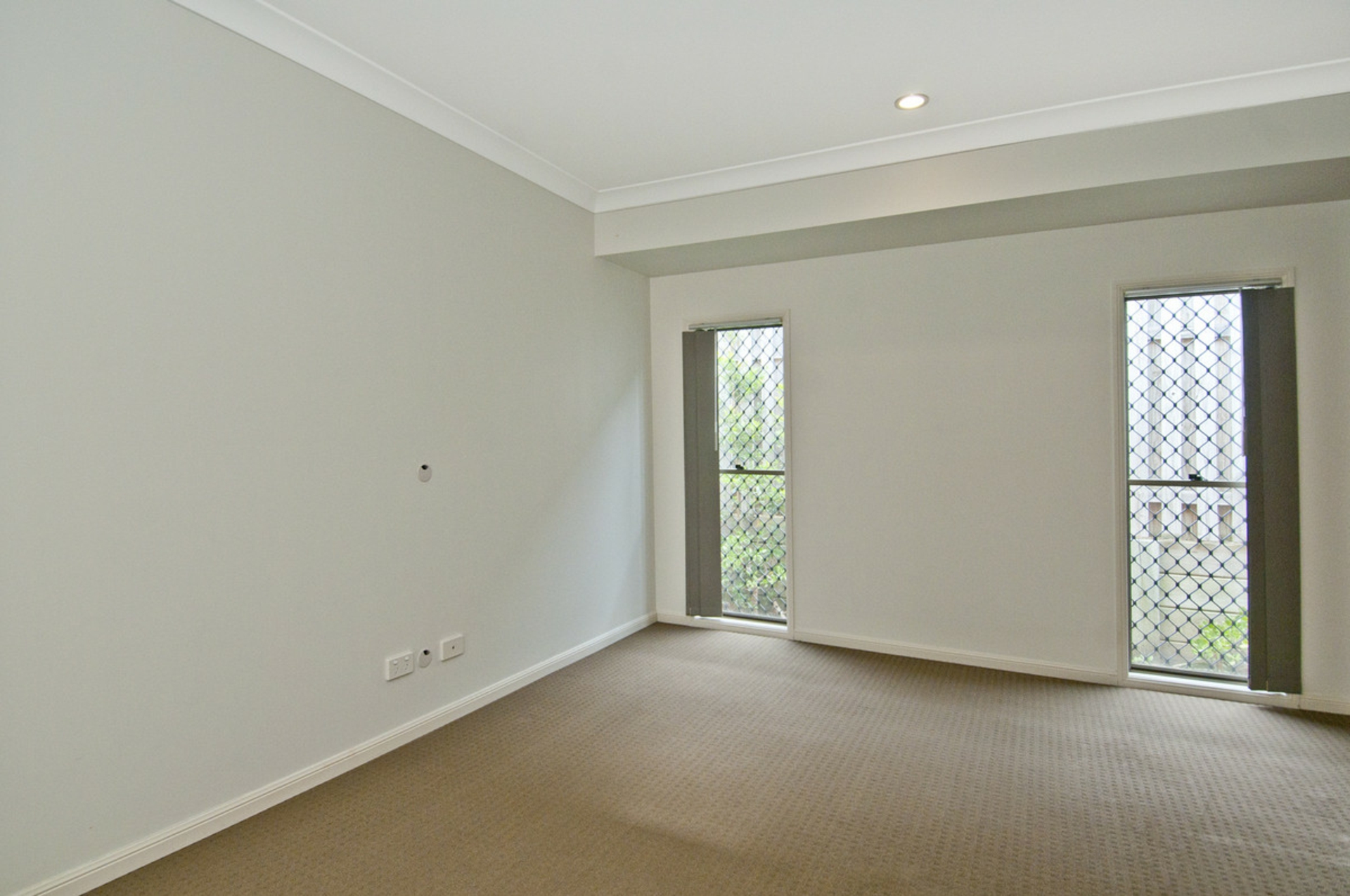 68 Landsdowne Drive — photo 6 of 14