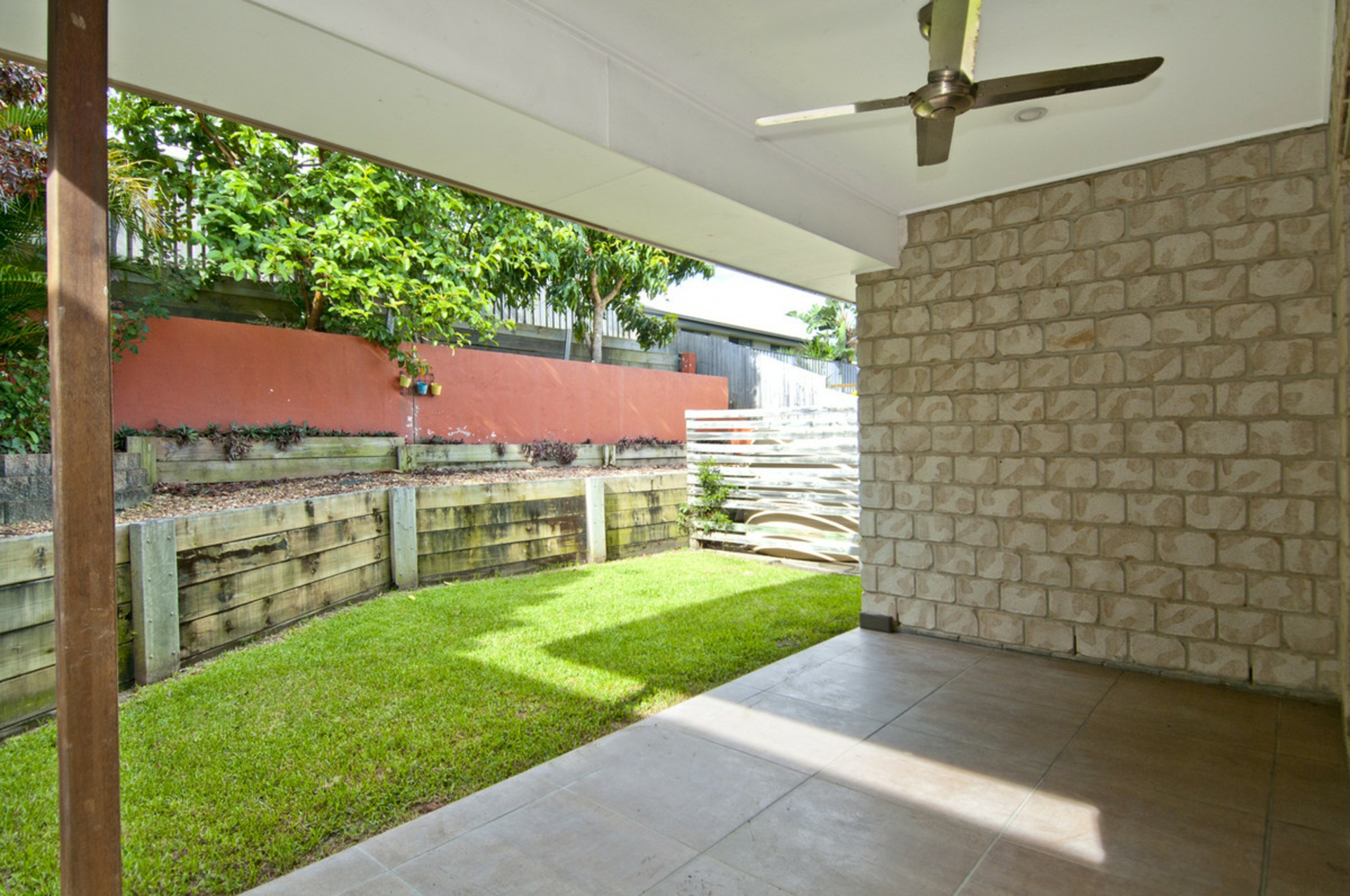 68 Landsdowne Drive — photo 12 of 14