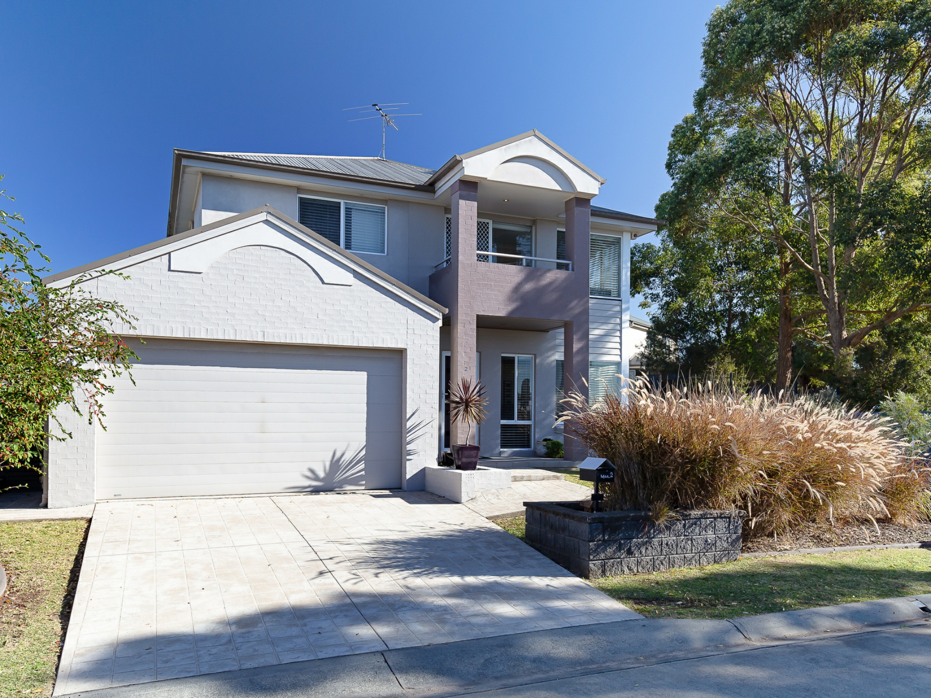 2 Siloam Drive, Belmont North