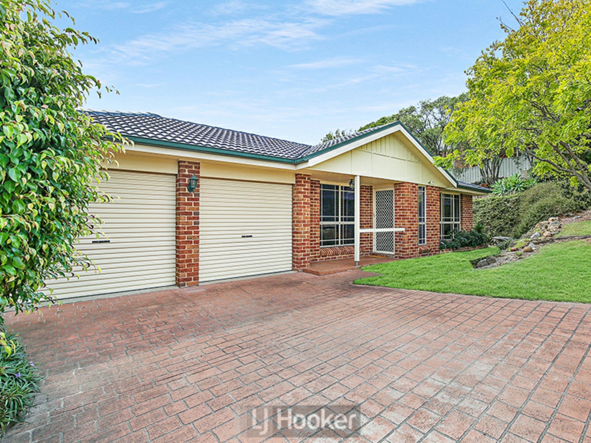36 Warwick Way, Valentine