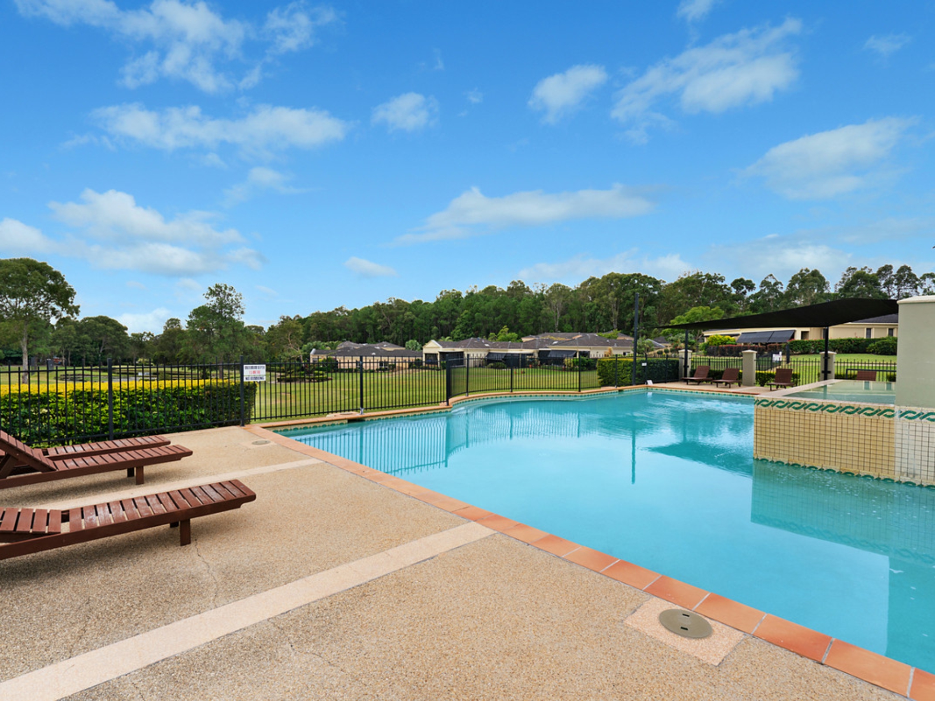 43/433 Brisbane Road Coombabah QLD Property Details LJ Hooker