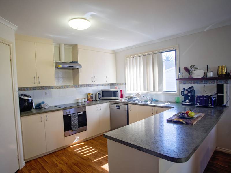 9 Price Street, HOPETOUN