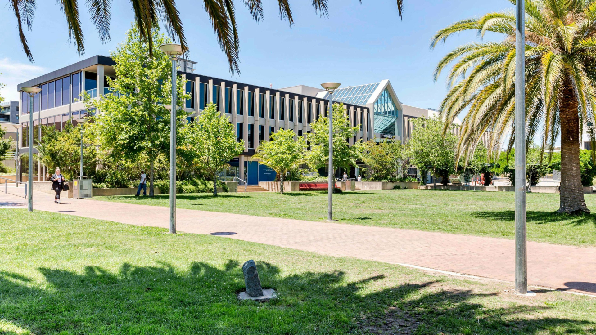 Level 2/11-17 Swanson Court, BELCONNEN