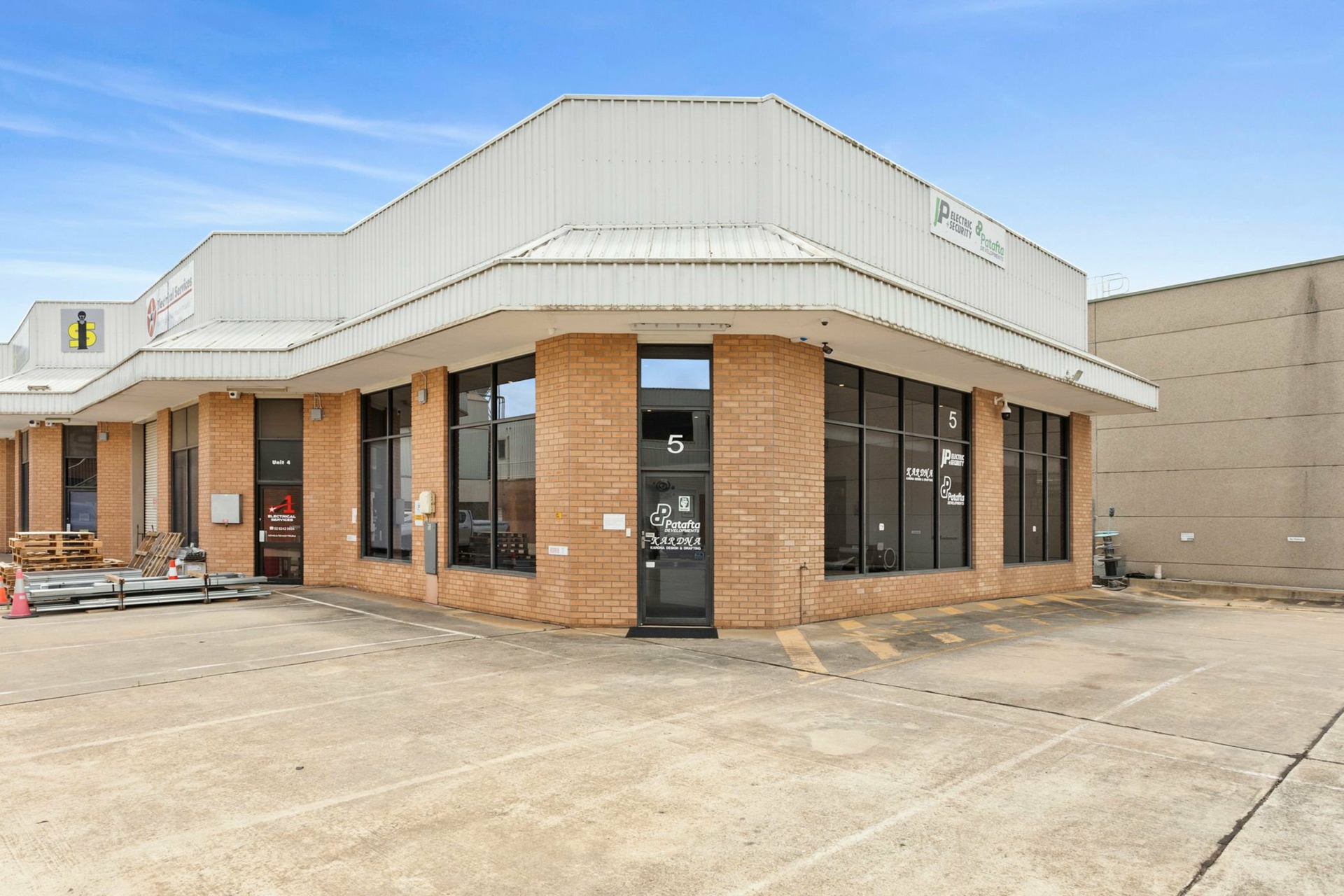 Unit 5/160 Lysaght Street, MITCHELL