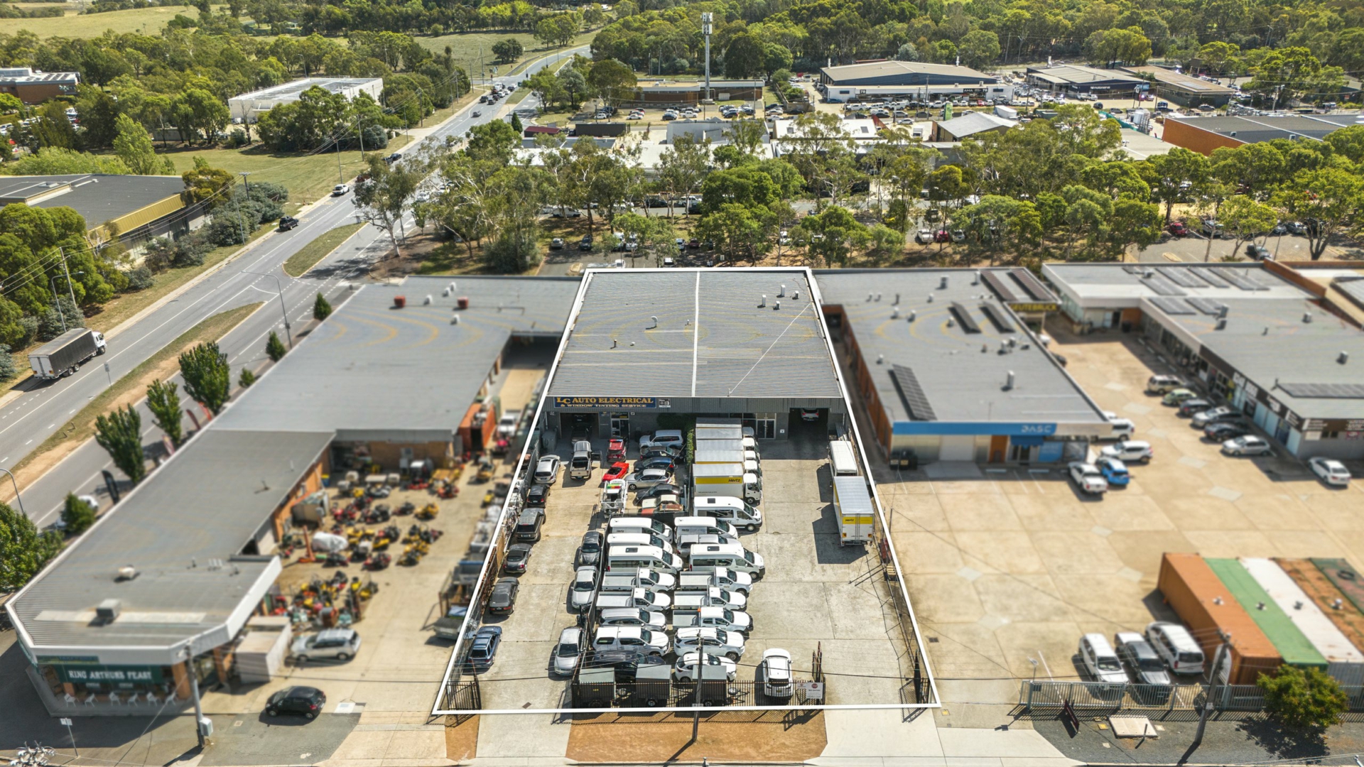 6-8 Kemble Court, MITCHELL