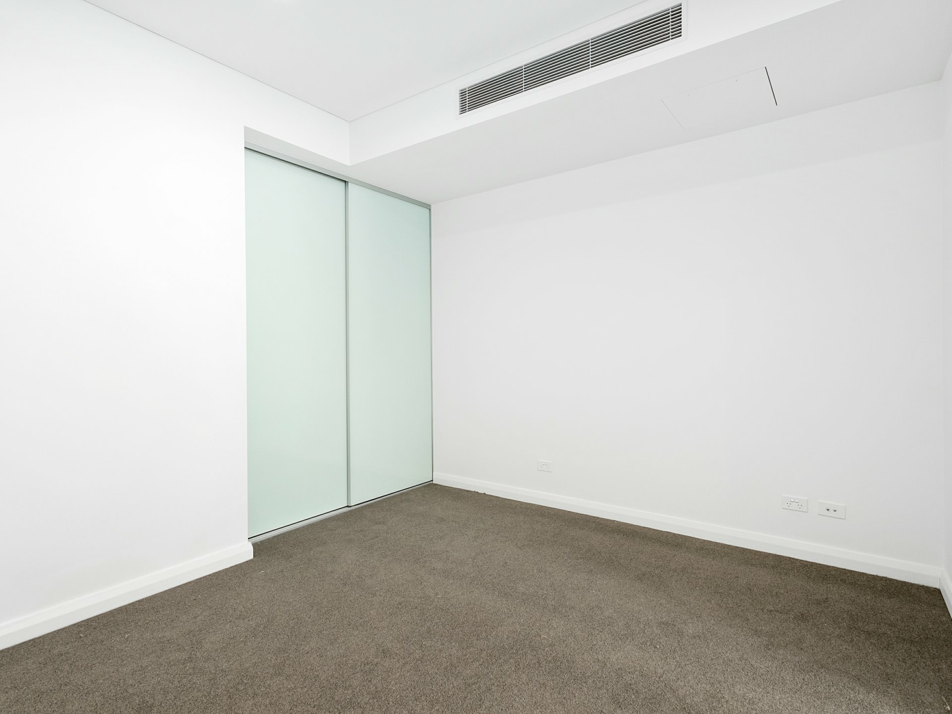 Apartment 103/424-426 Canterbury Road — photo 2 of 3