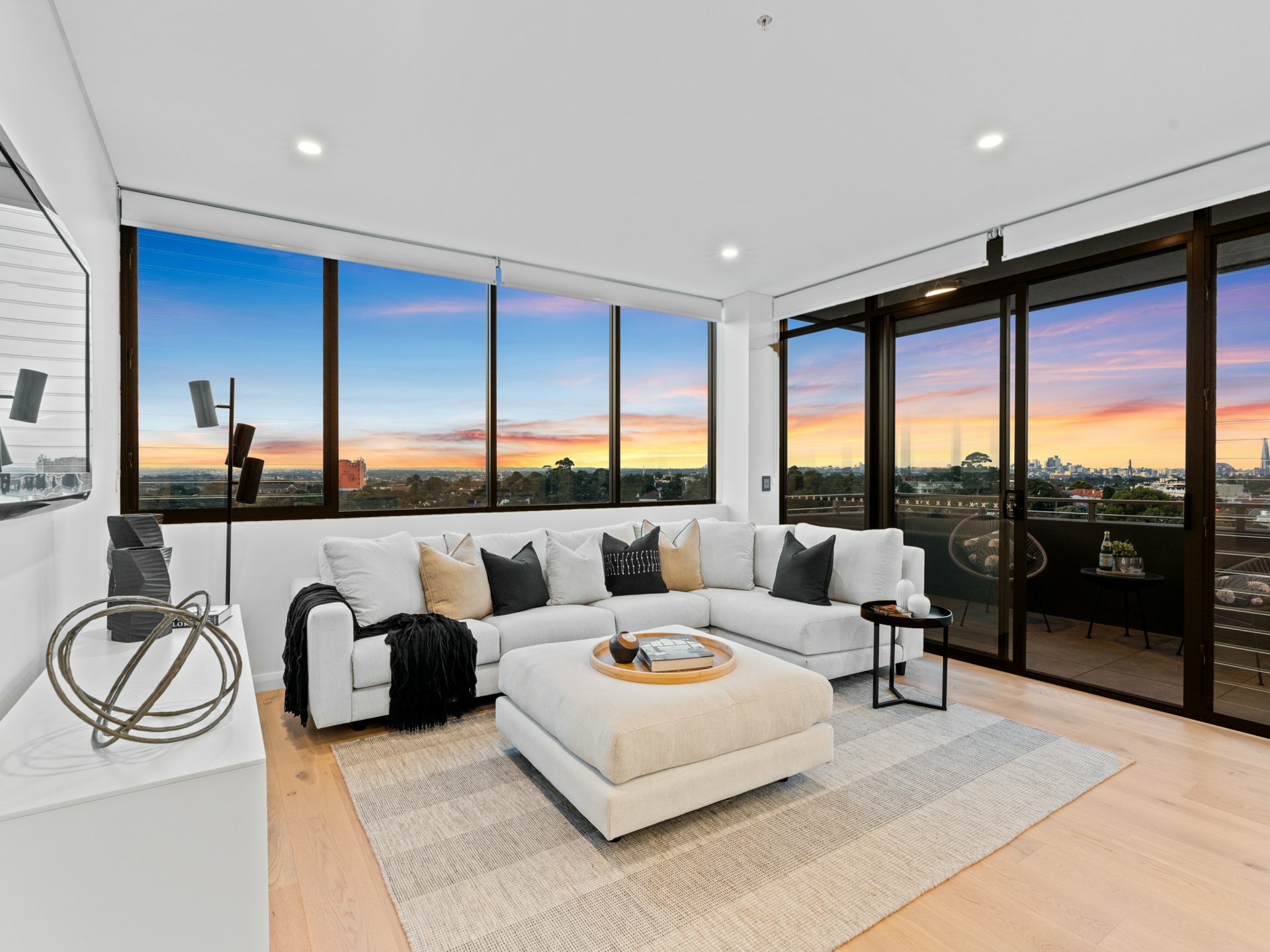 Apartment 806/2 Regent Street, PETERSHAM