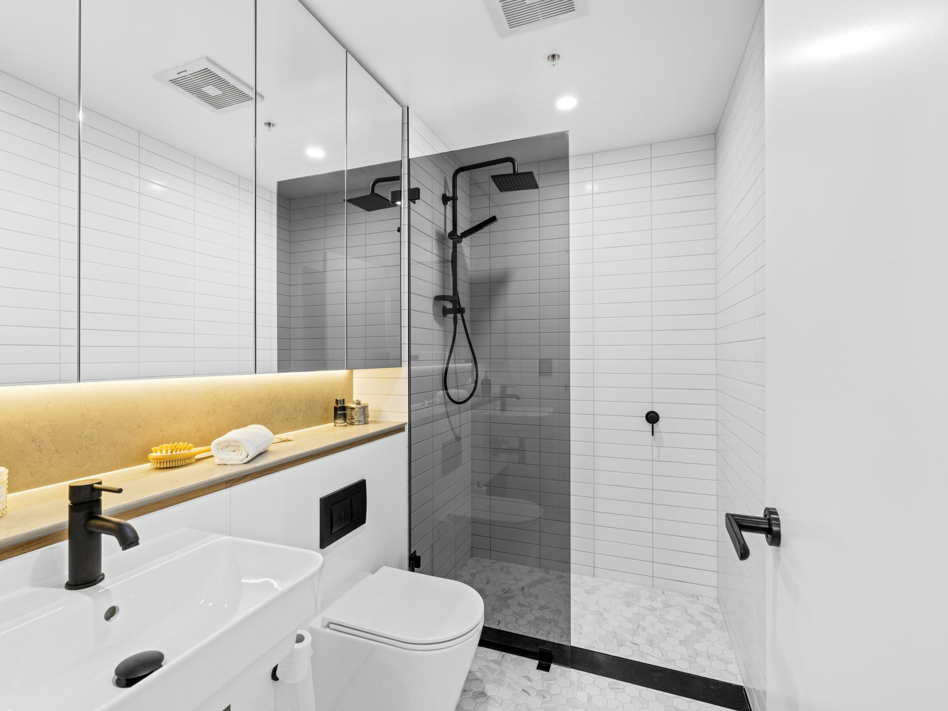 Apartment 806/2 Regent Street, PETERSHAM