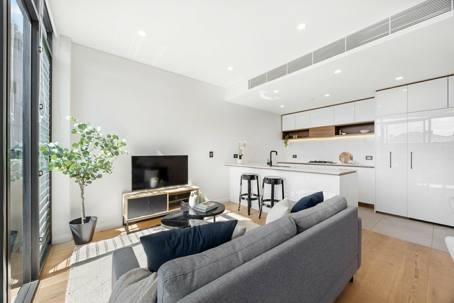 Apartment 303/2 Regent Street, Petersham