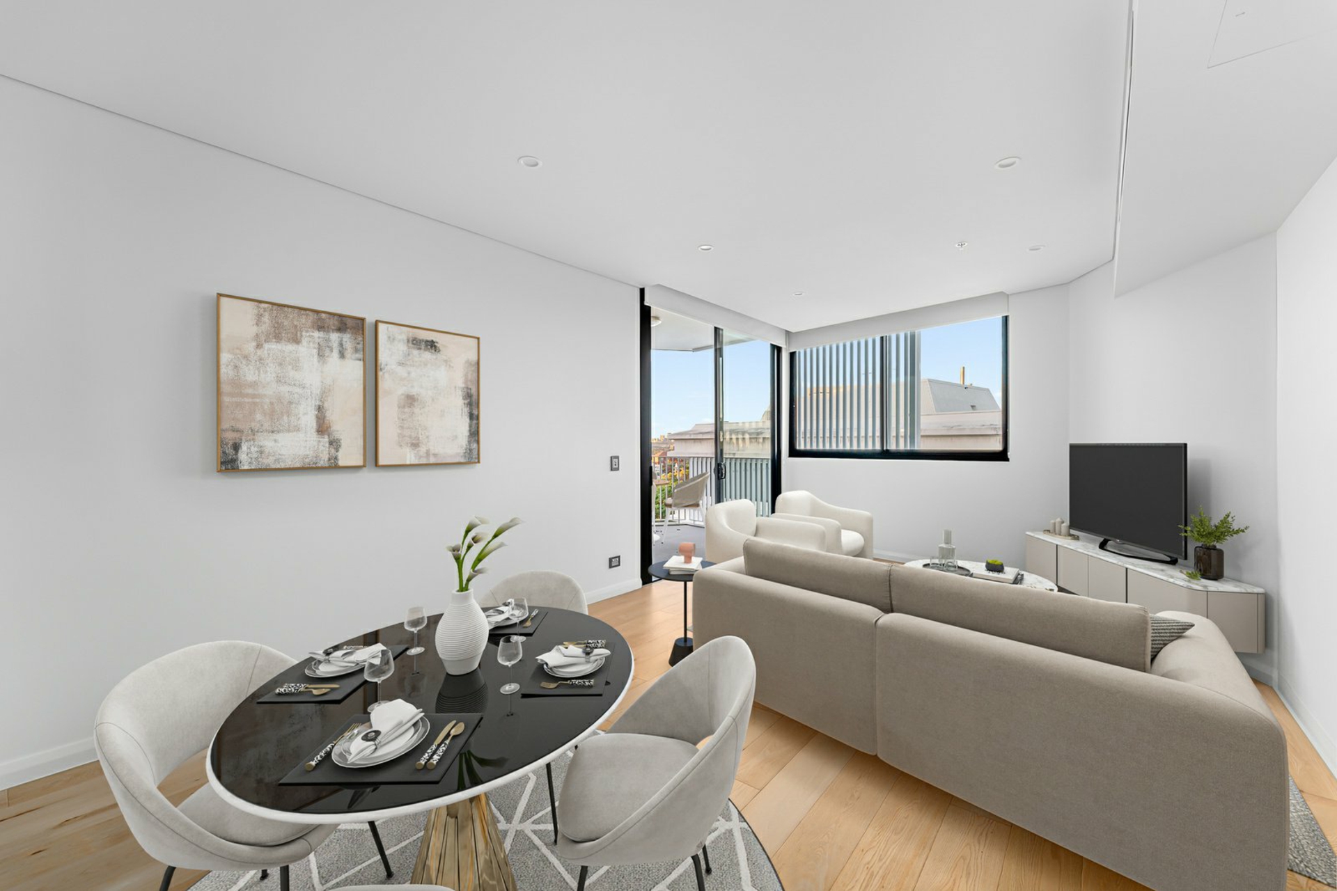 Apartment 709/5 Regent Street — photo 3 of 10