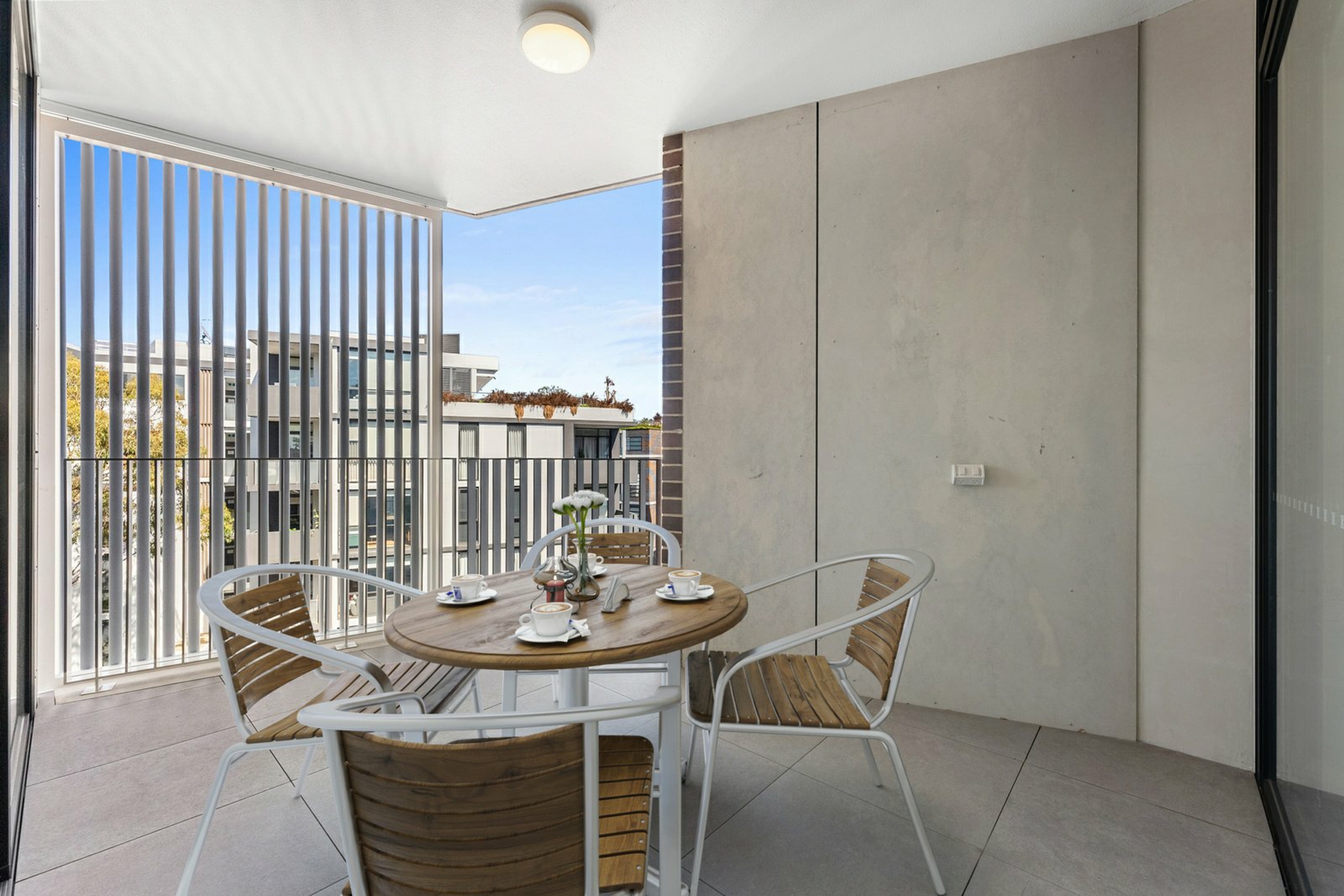 Apartment 506/5 Regent Street — photo 2 of 10