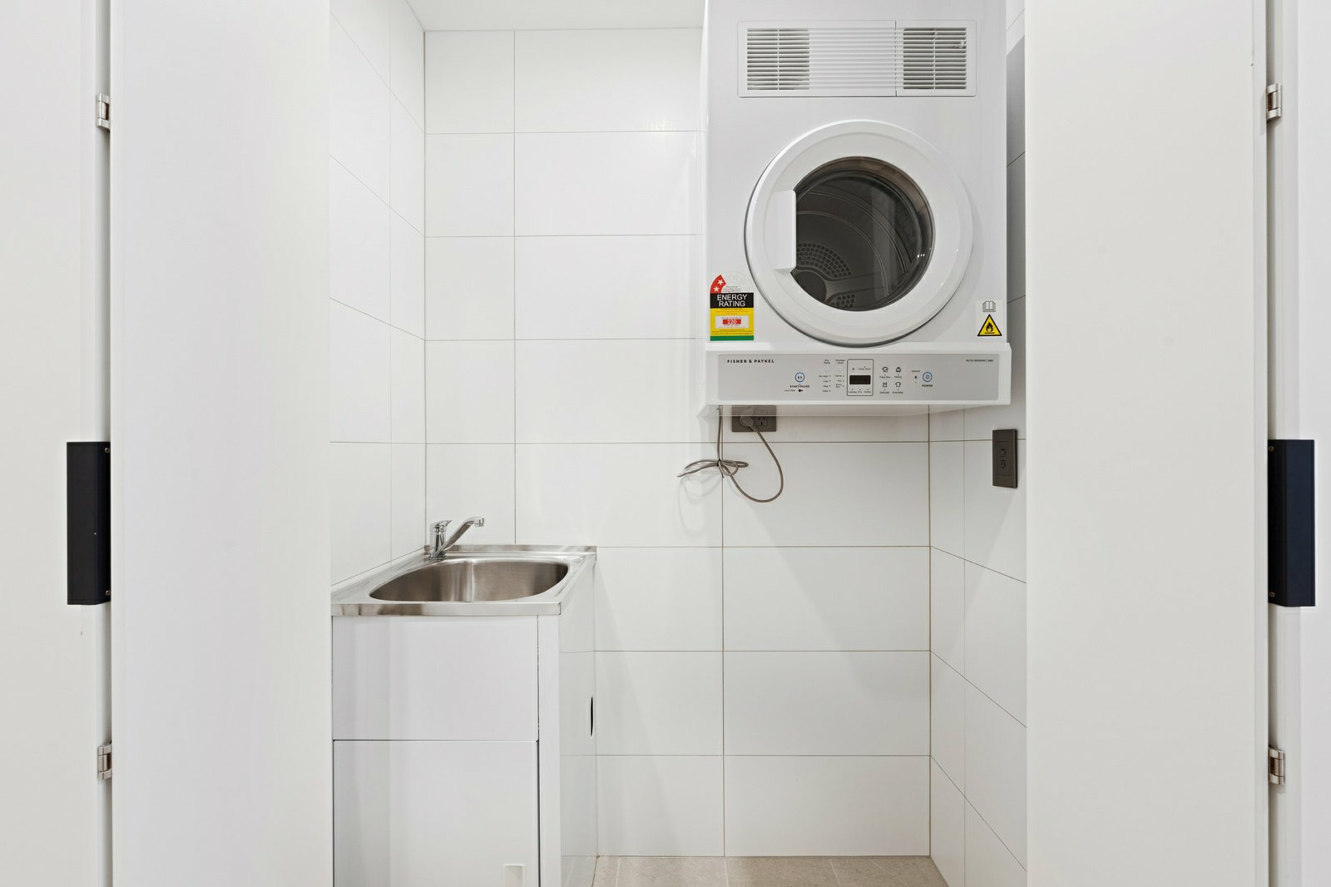 Apartment 102/5 Regent Street — photo 7 of 12