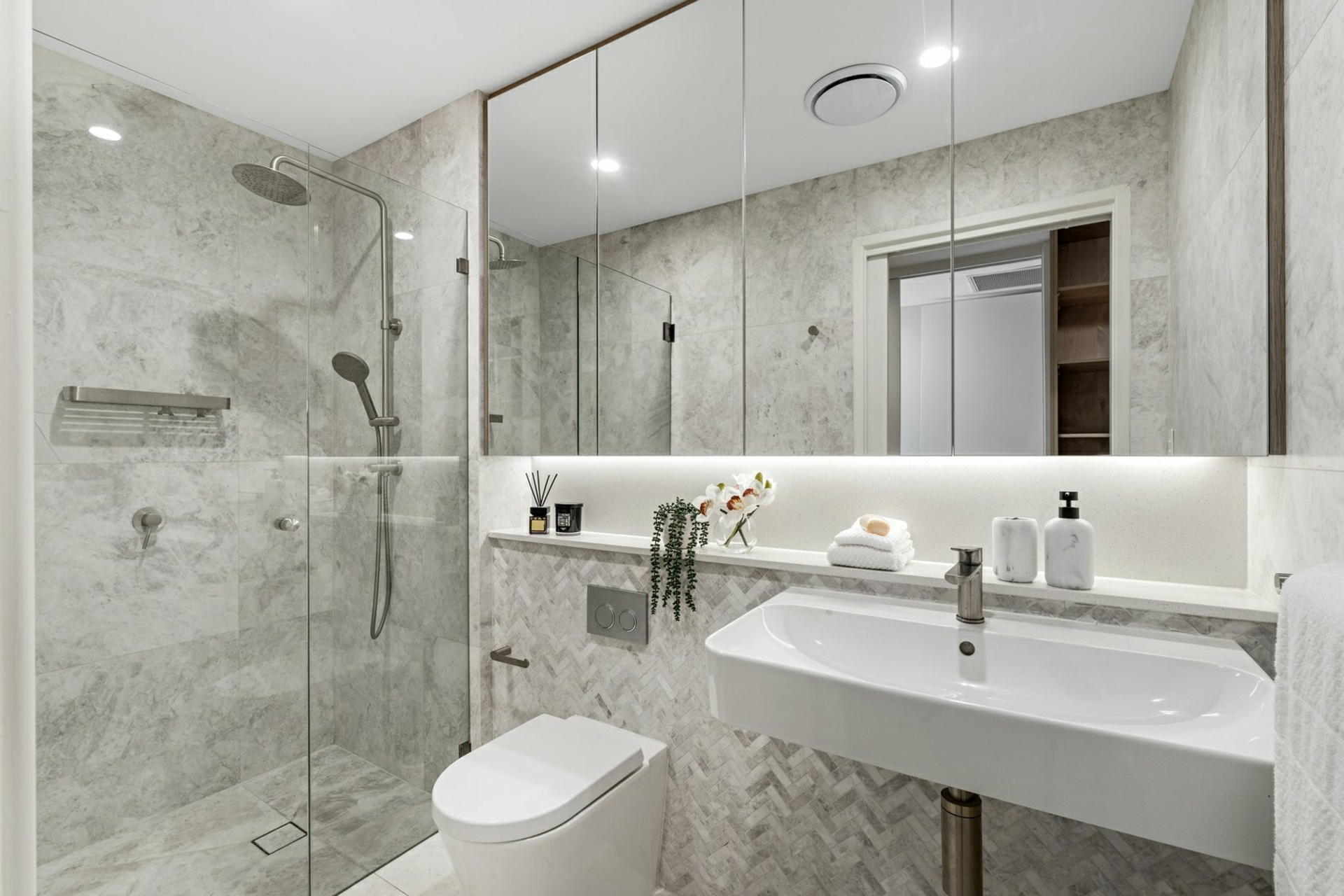 Apartment B303/819 New Canterbury Road — photo 17 of 30