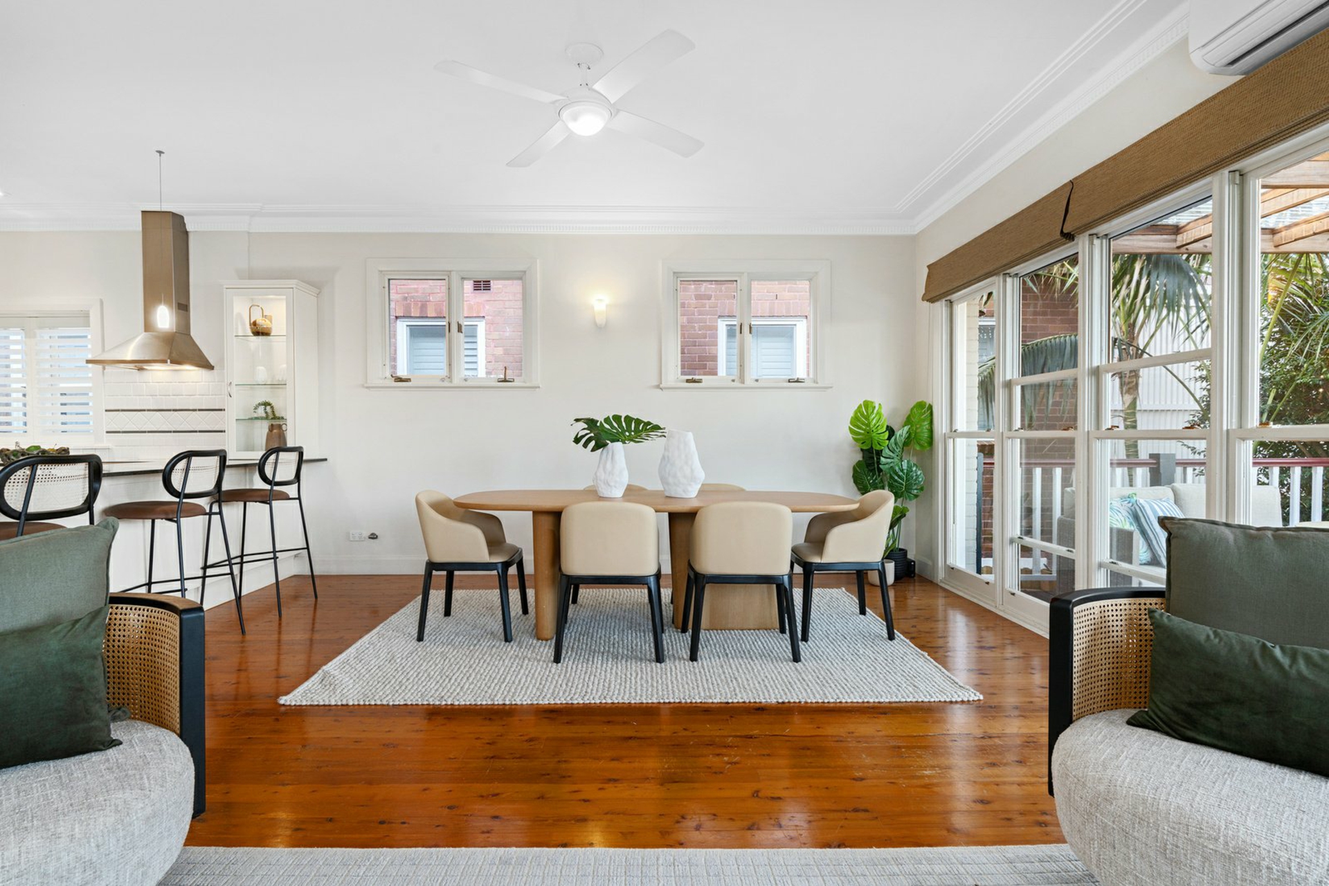 20 Victoria Square — photo 4 of 26
