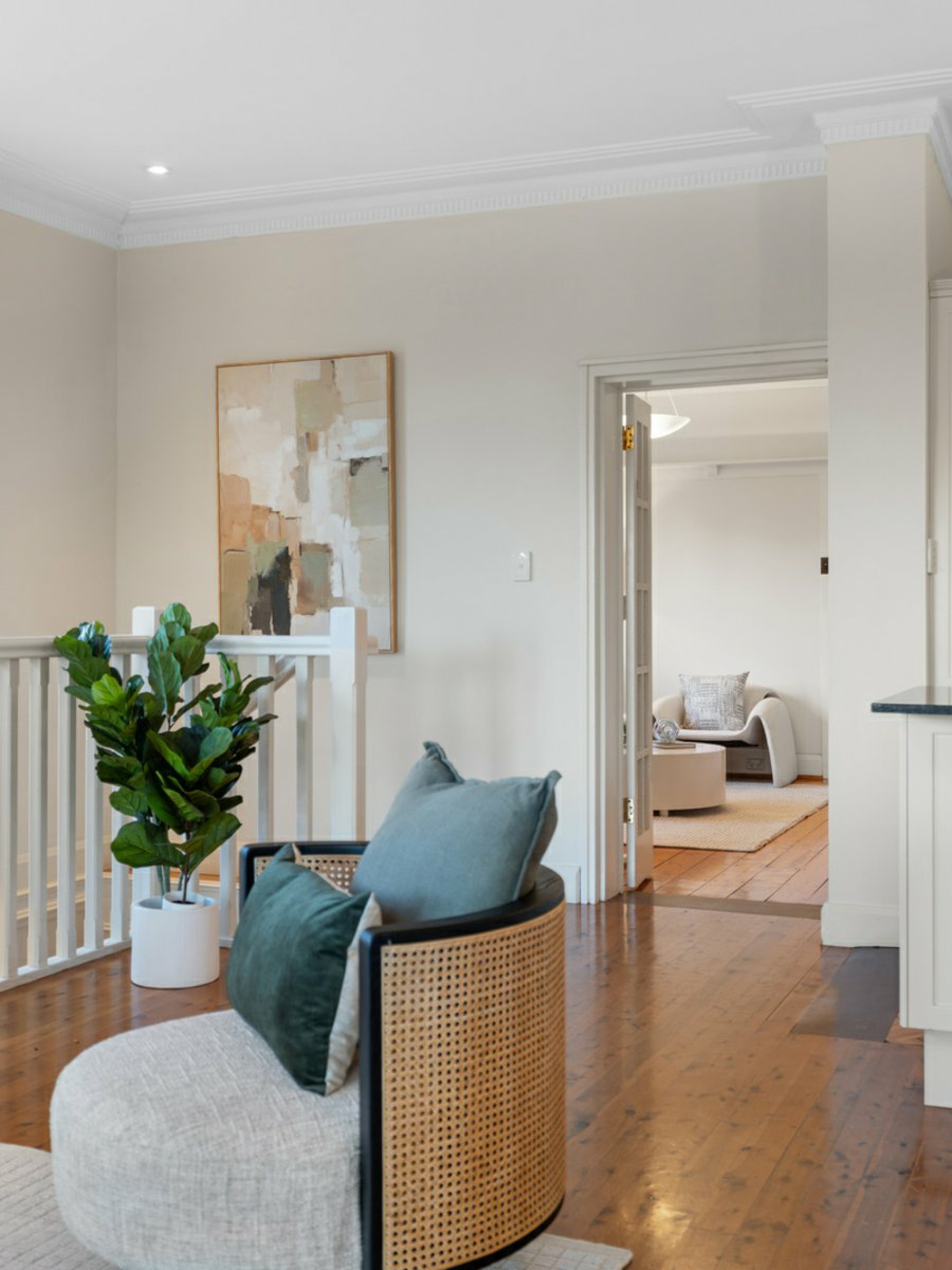 20 Victoria Square — photo 12 of 26
