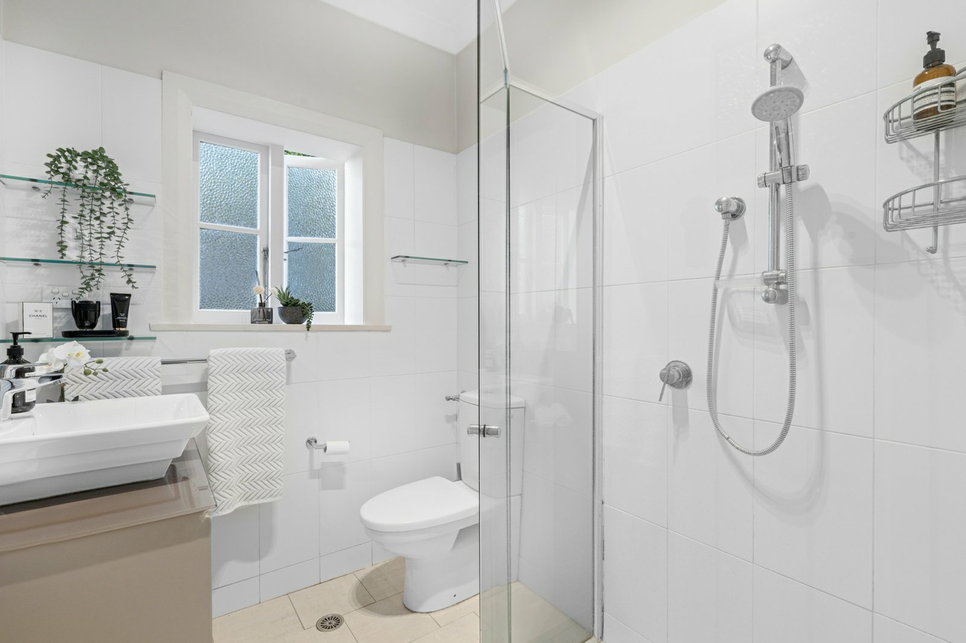 20 Victoria Square — photo 18 of 26