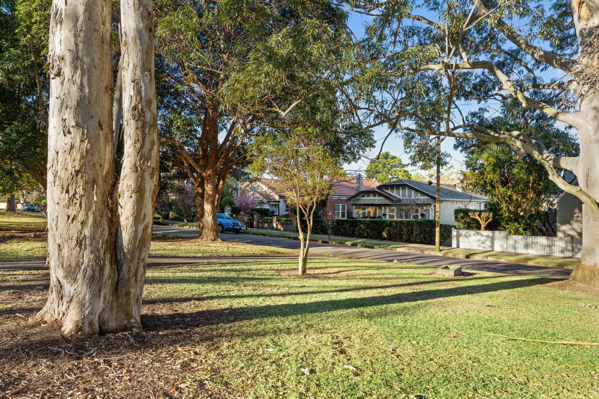 20 Victoria Square — photo 25 of 26