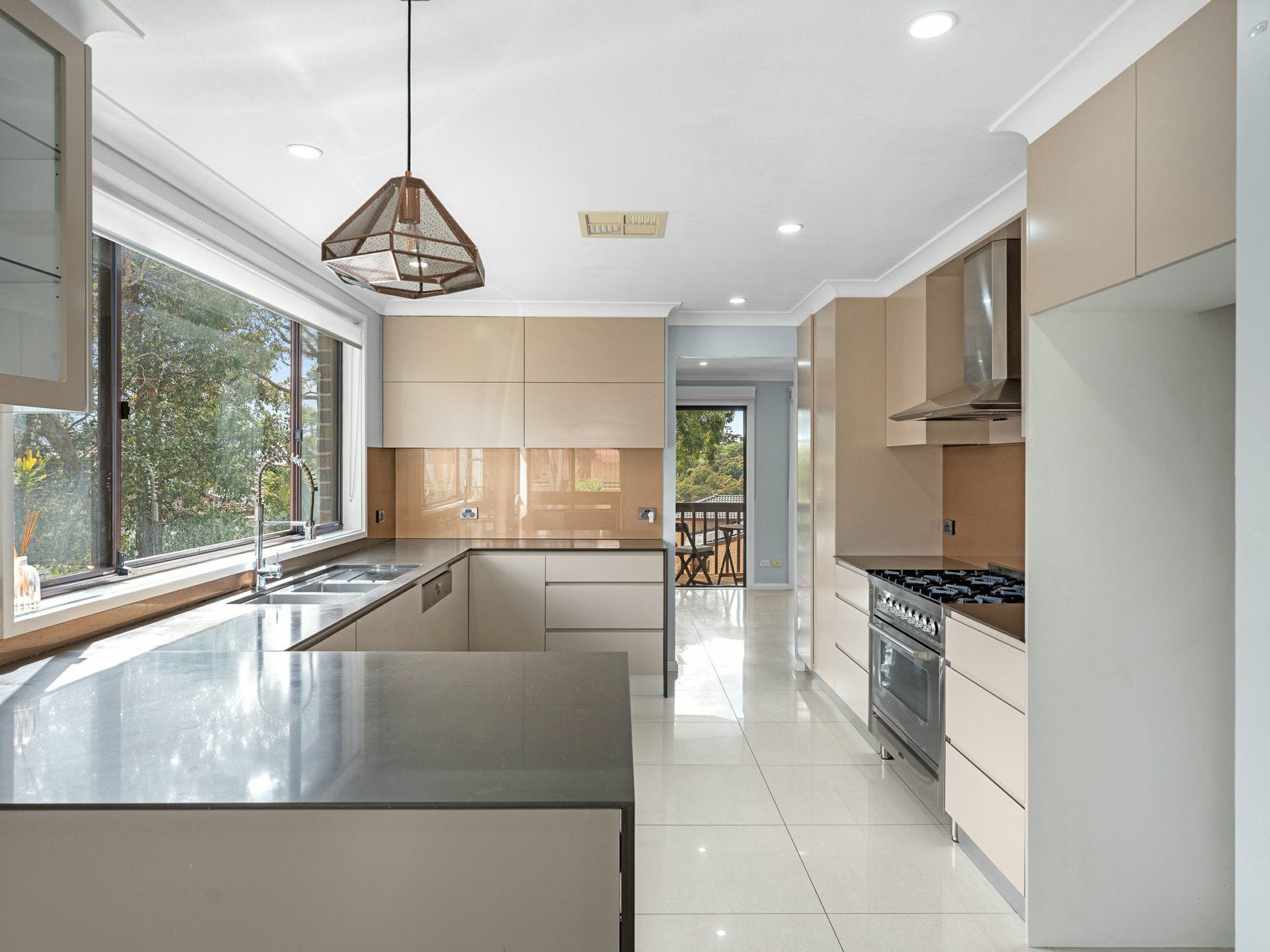 23 Mariner Road — photo 4 of 13