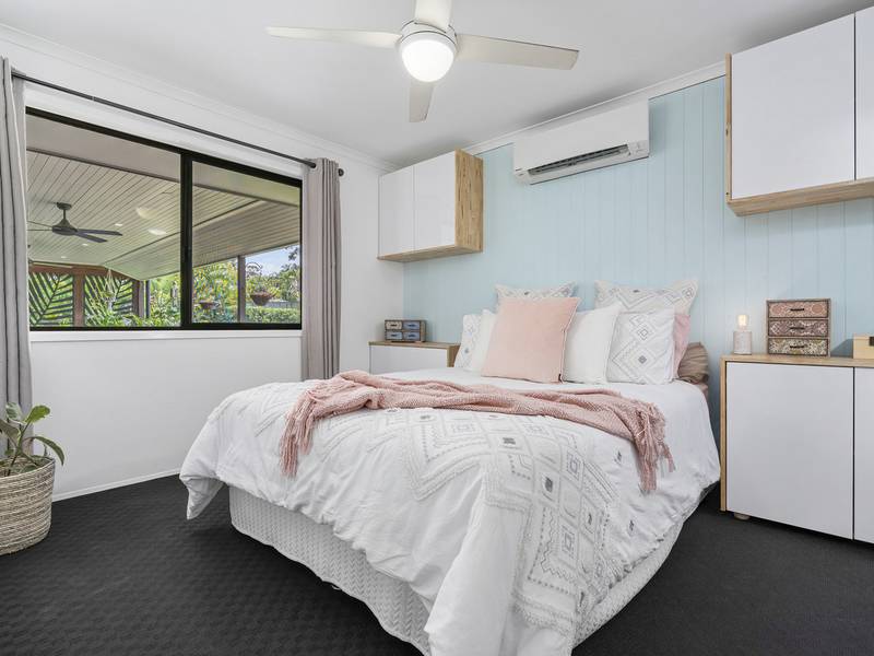 8 Cloncurry Place, HELENSVALE