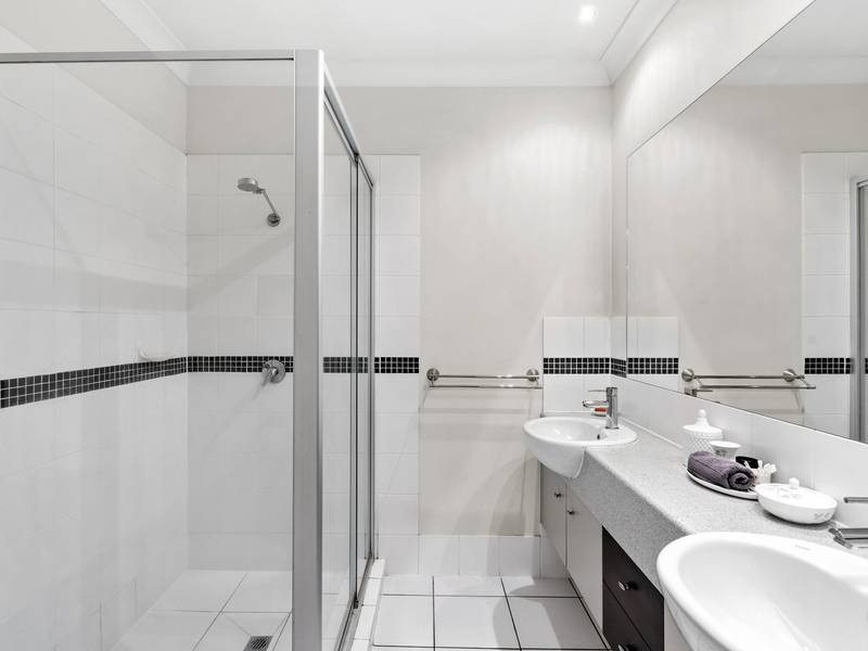 20/2 Catalina Way, UPPER COOMERA